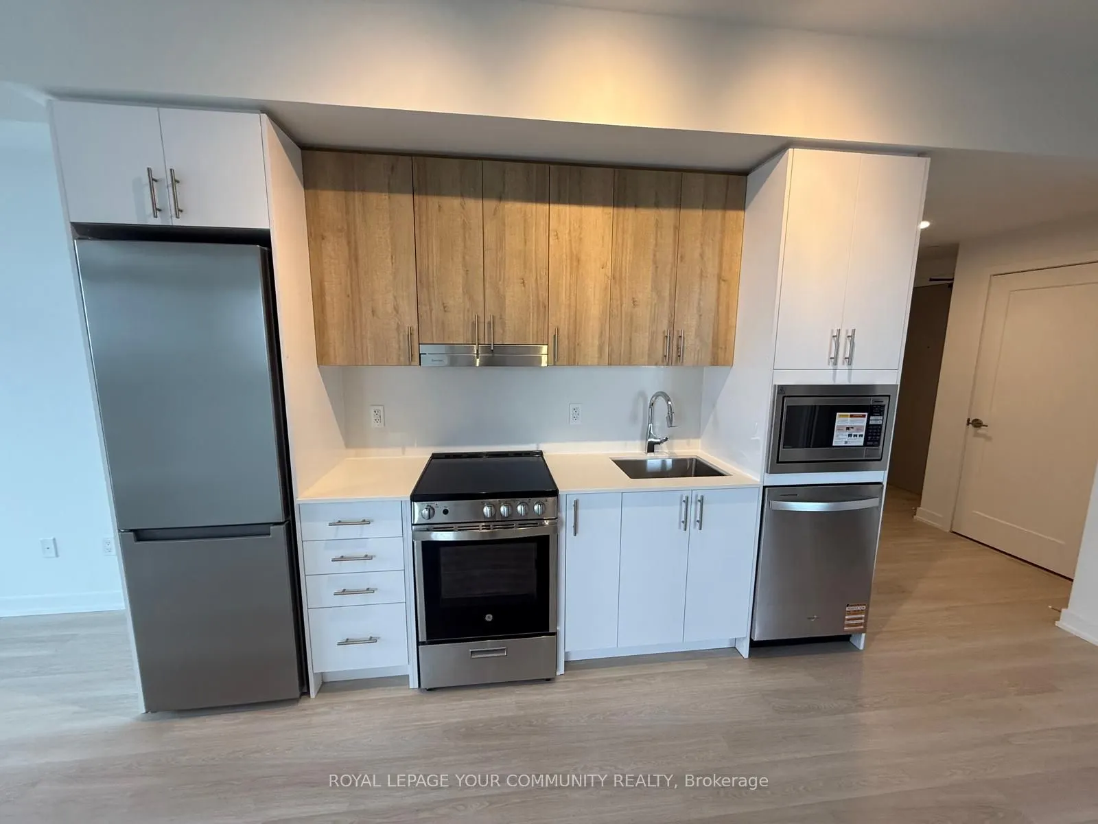 5105 Hurontario Street, #2802