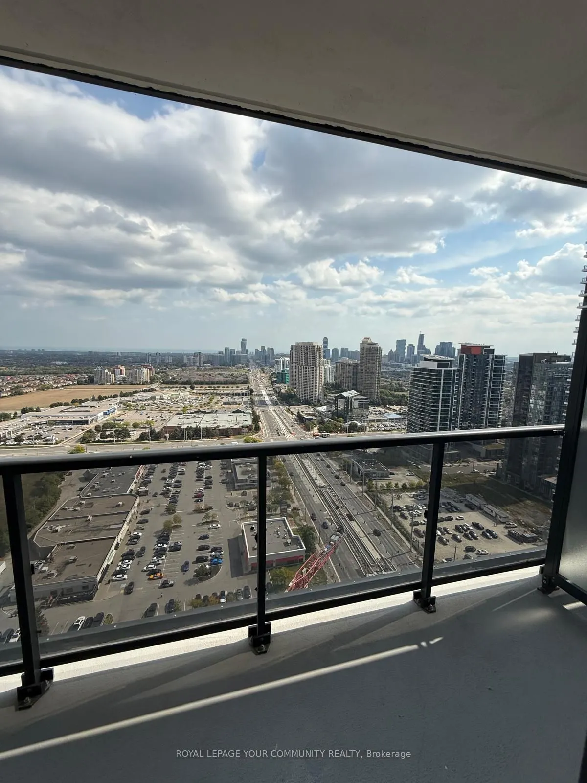 5105 Hurontario Street, #2802
