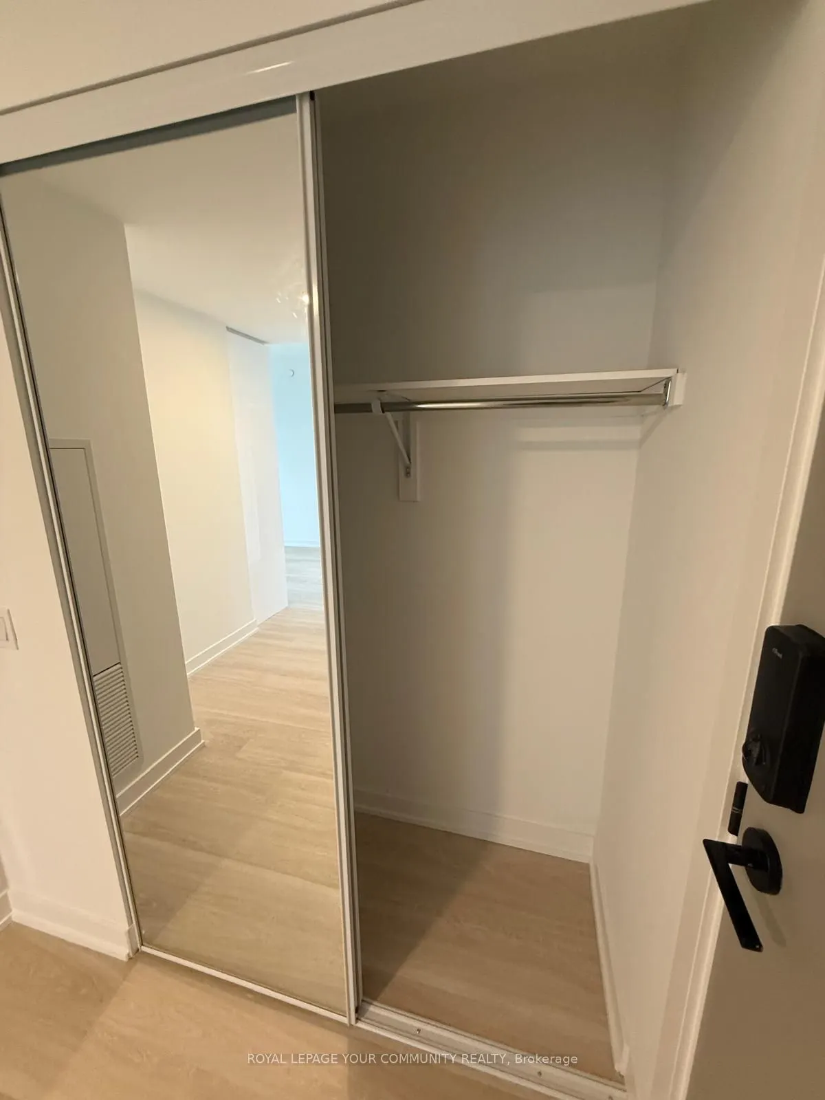 5105 Hurontario Street, #2802