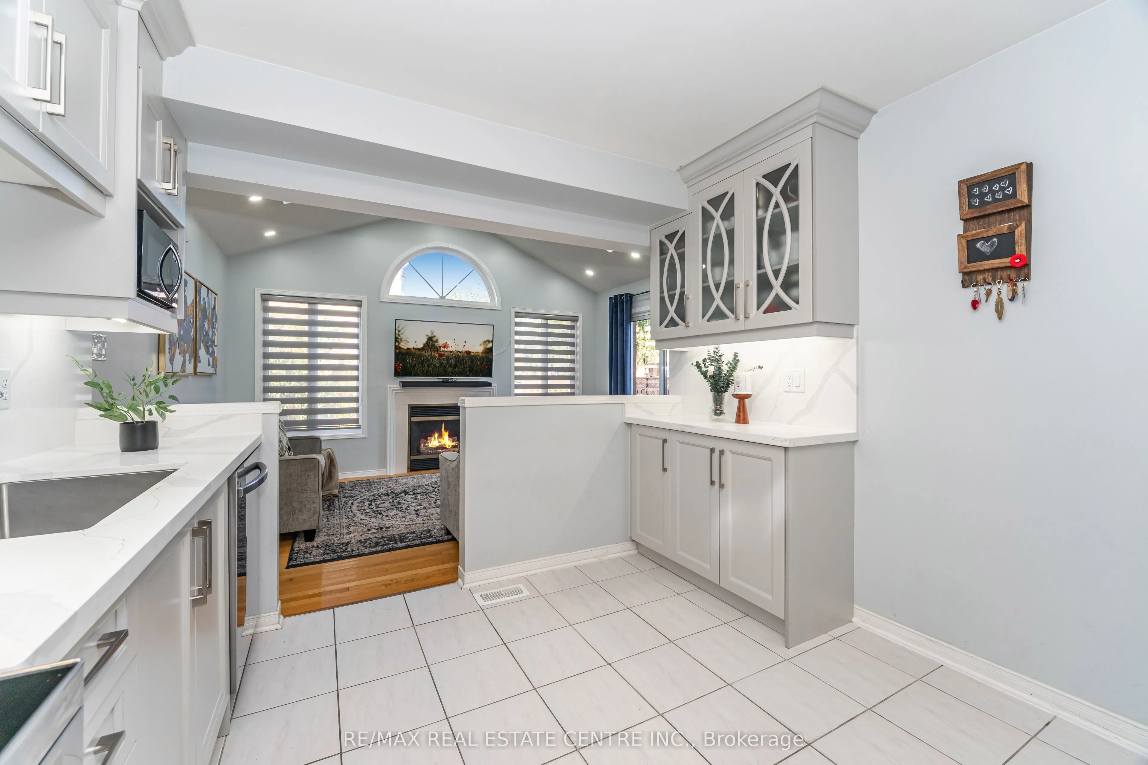 16 Feathertop Lane