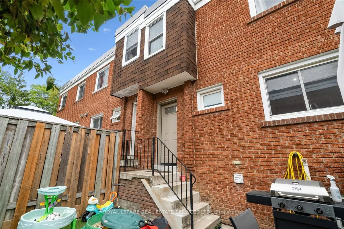 3011 Centennial Drive, #3