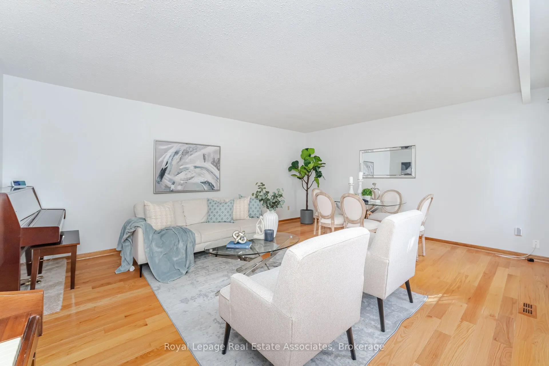 2288 Log Wood Court N