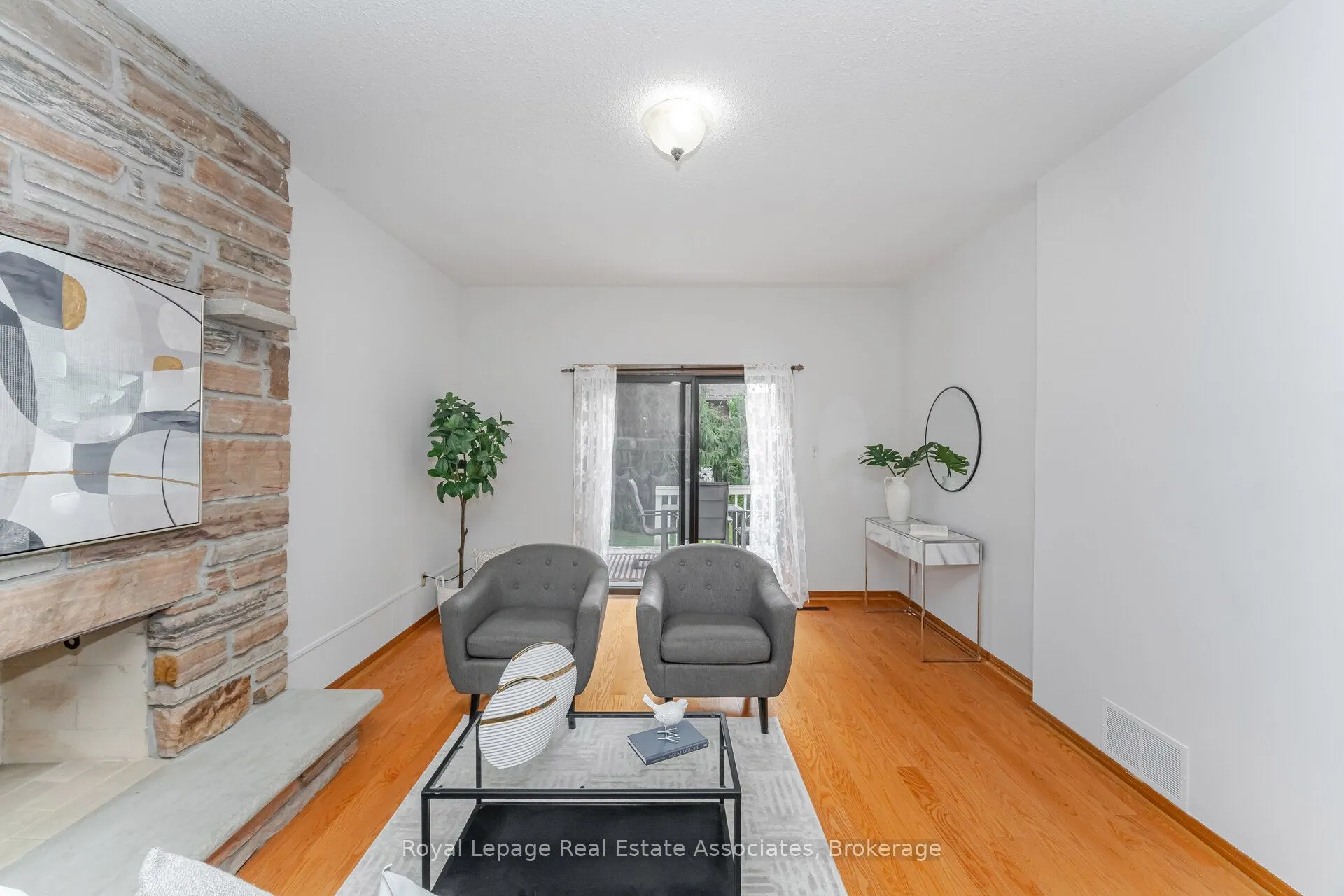 2288 Log Wood Court N