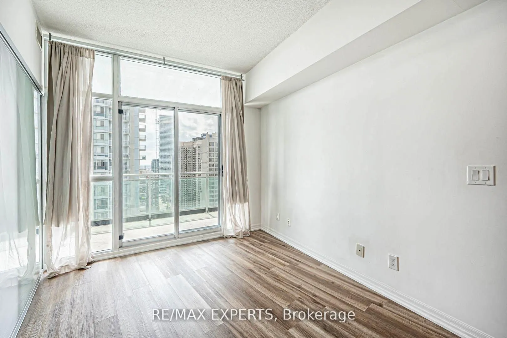 223 Webb Drive, #2606