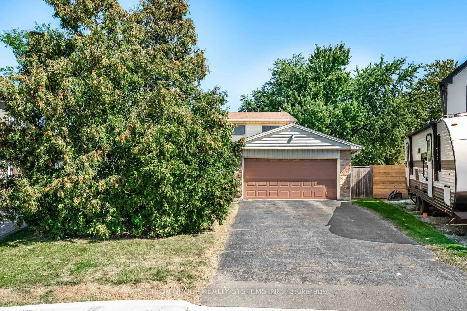 774 Banting Court