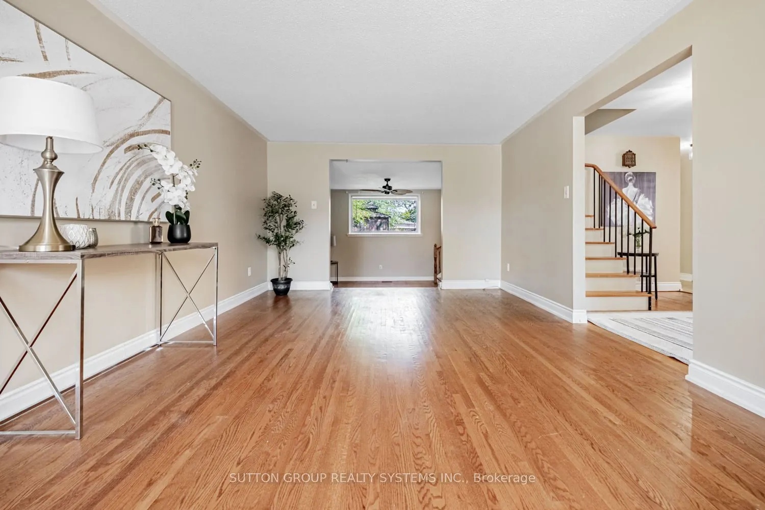 774 Banting Court