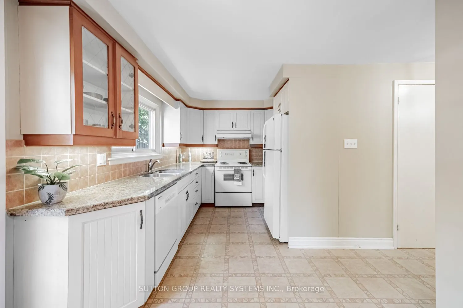 774 Banting Court