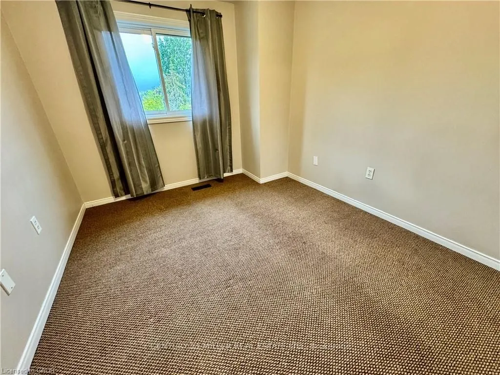 1140 Lindsay Drive