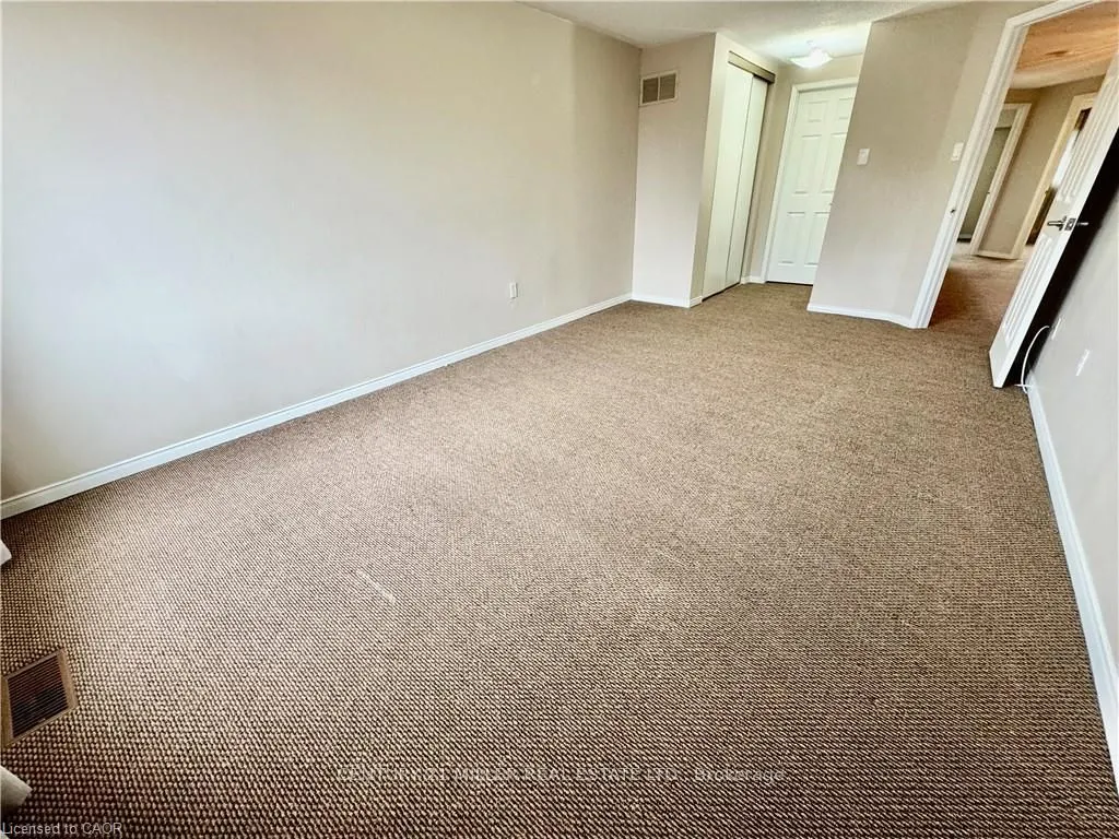 1140 Lindsay Drive