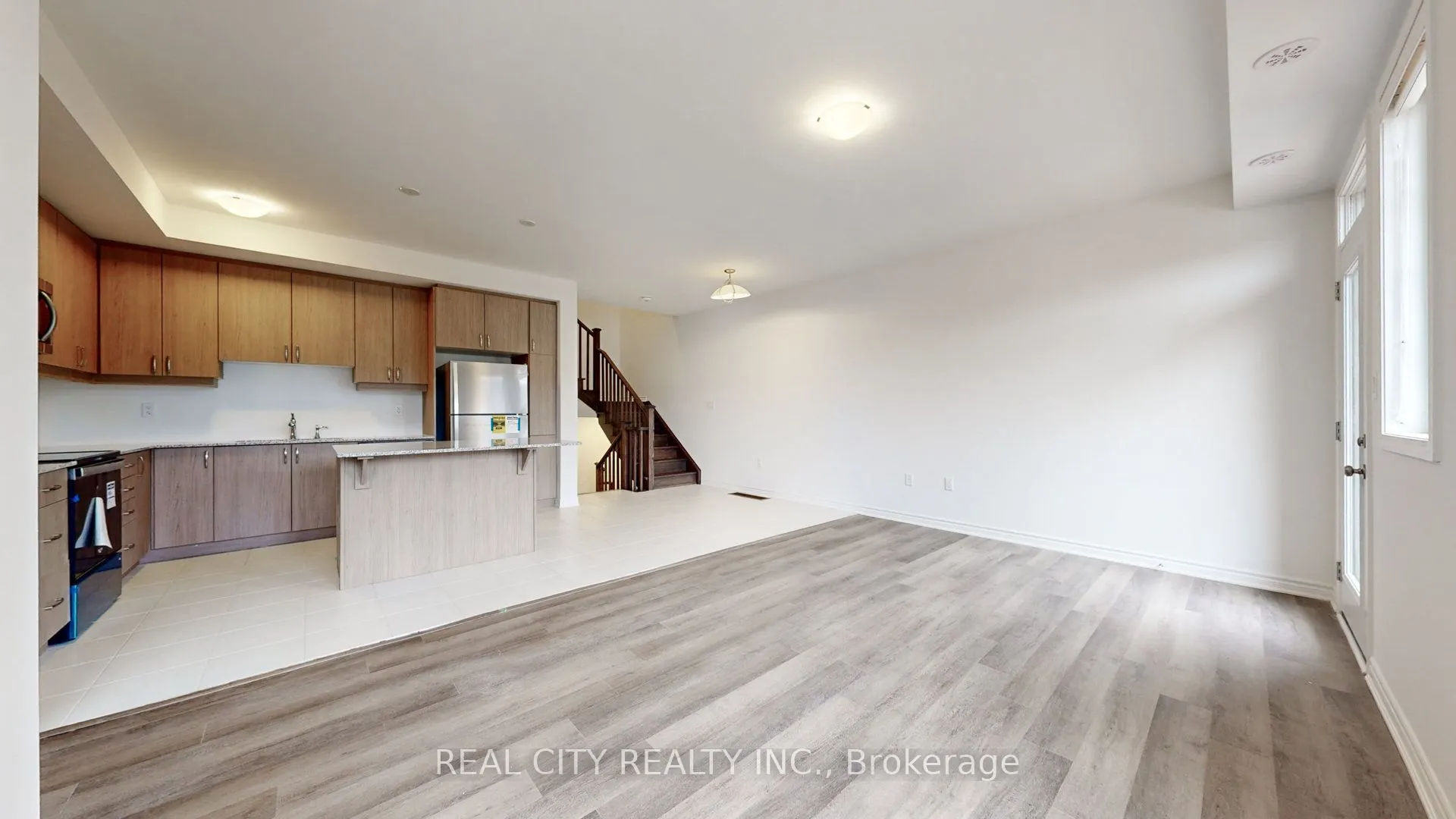 11 Keppel Circle W