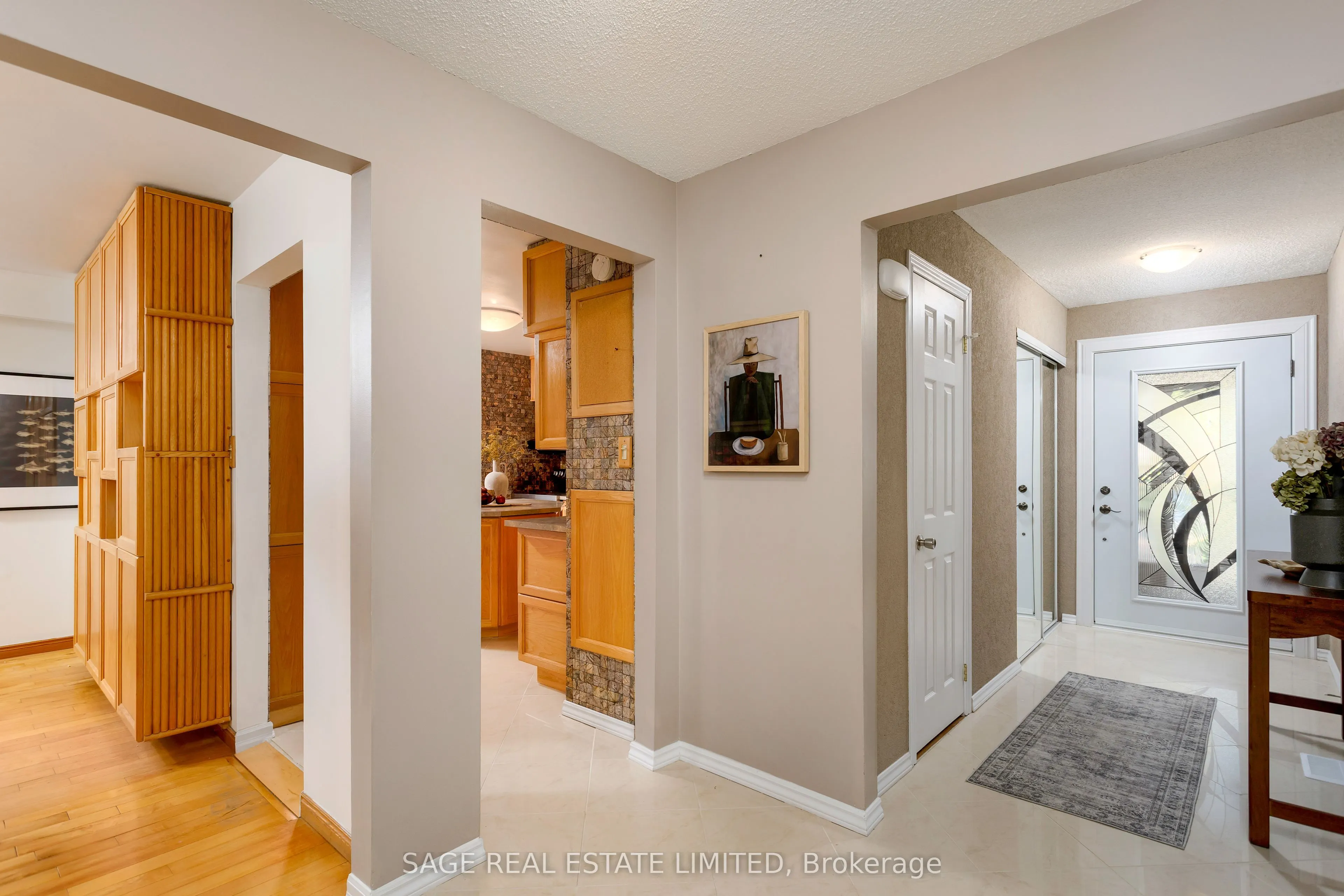 4102 Taffey Crescent