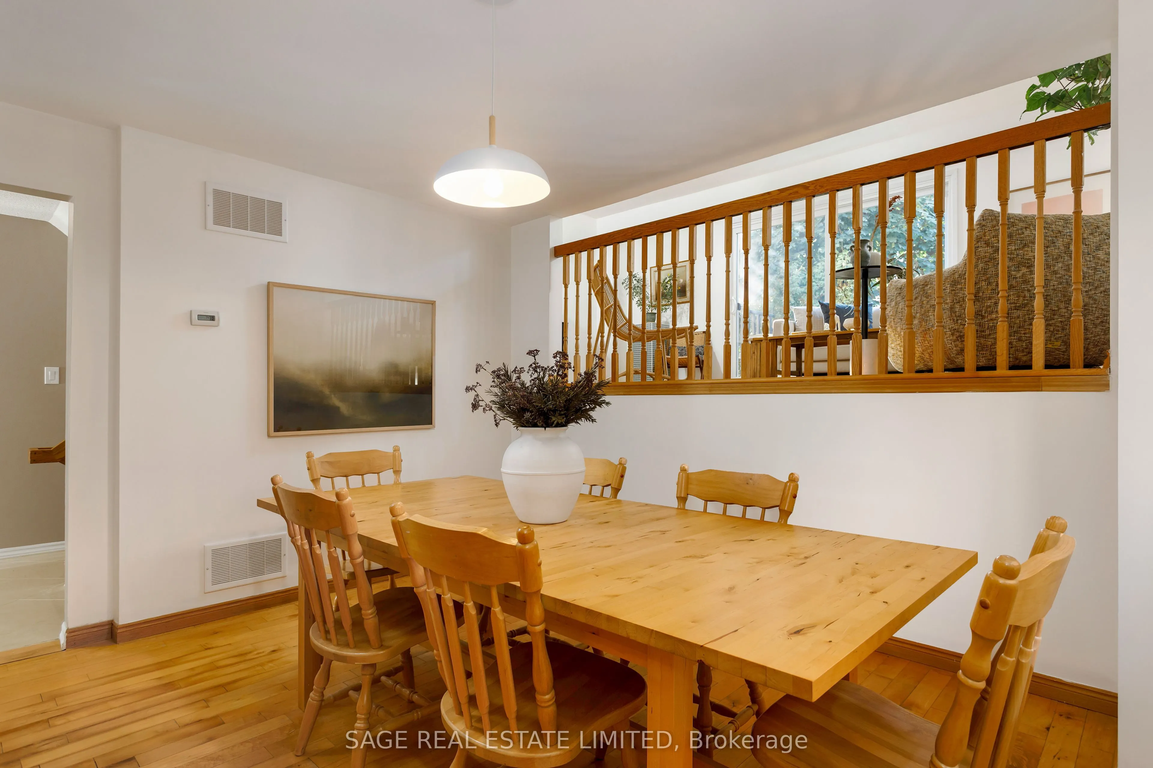 4102 Taffey Crescent