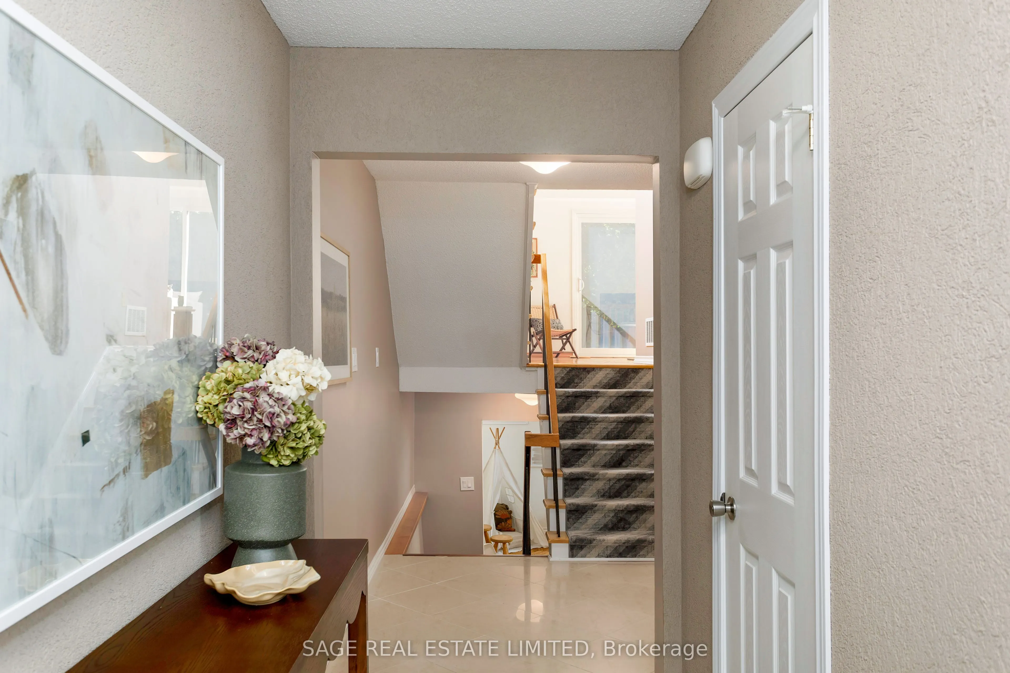 4102 Taffey Crescent