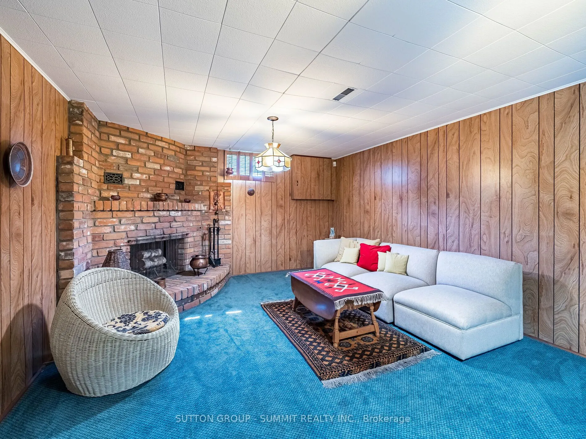 7 Lochway Court