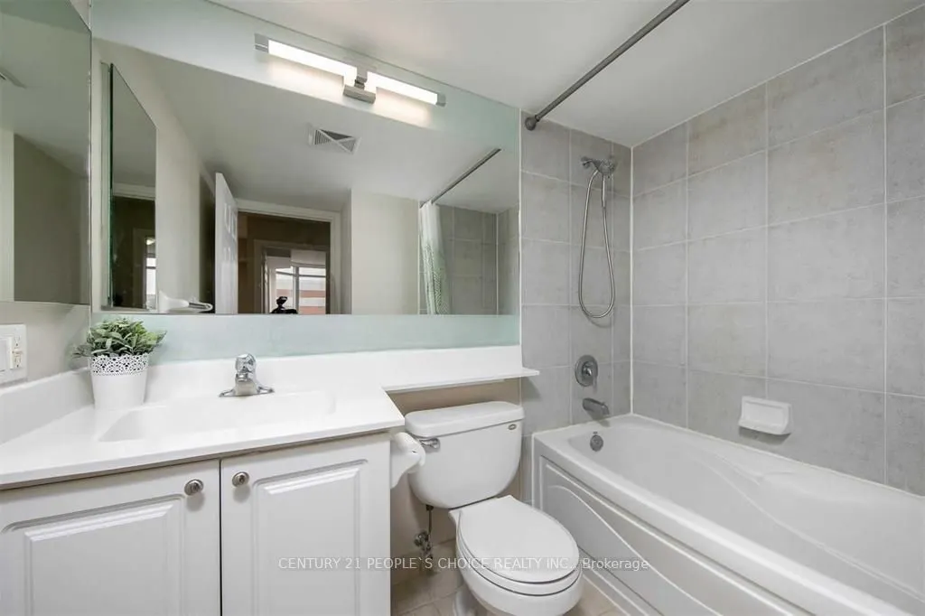 310 Burnhamthorpe Road W, #2312