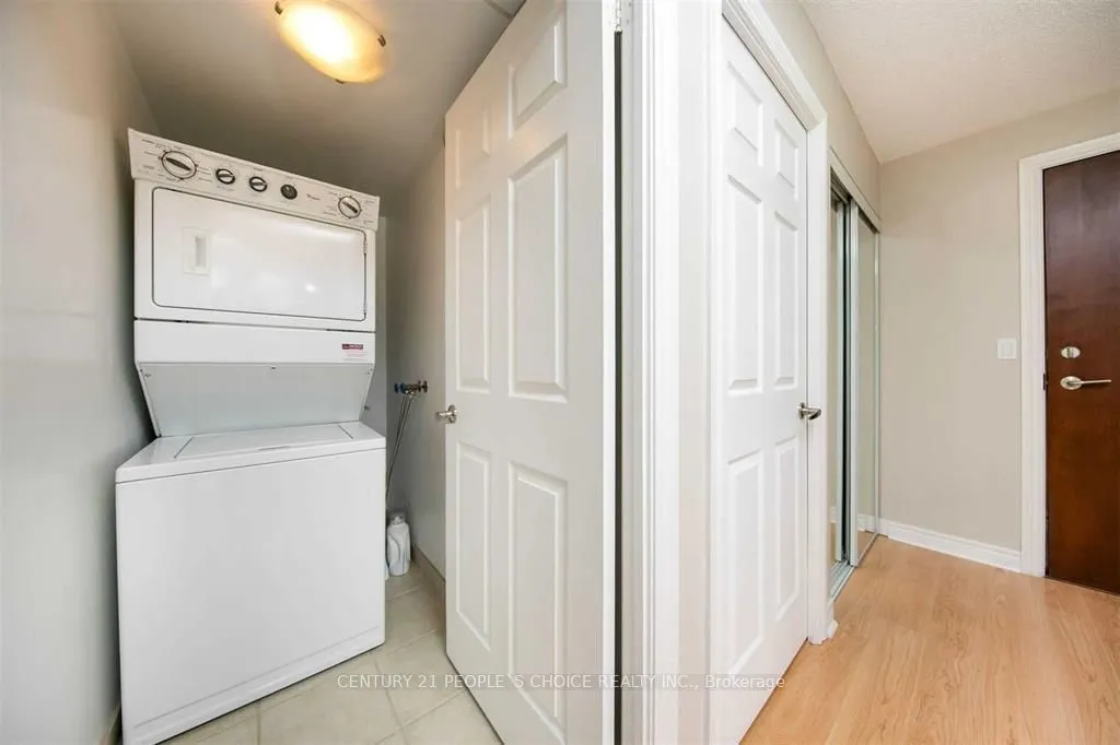 310 Burnhamthorpe Road W, #2312