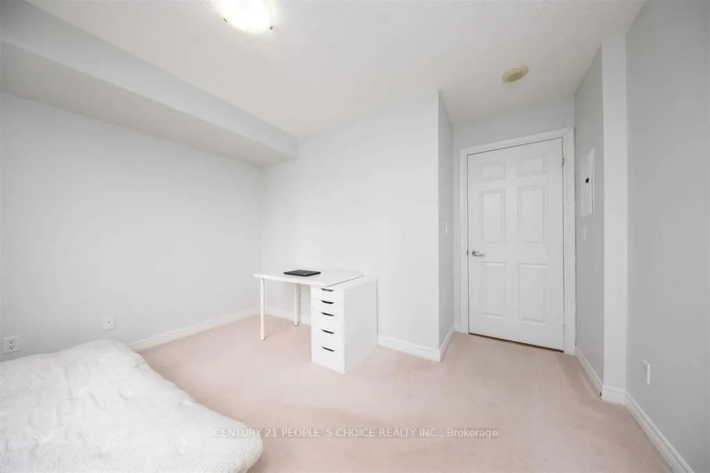 310 Burnhamthorpe Road W, #2312