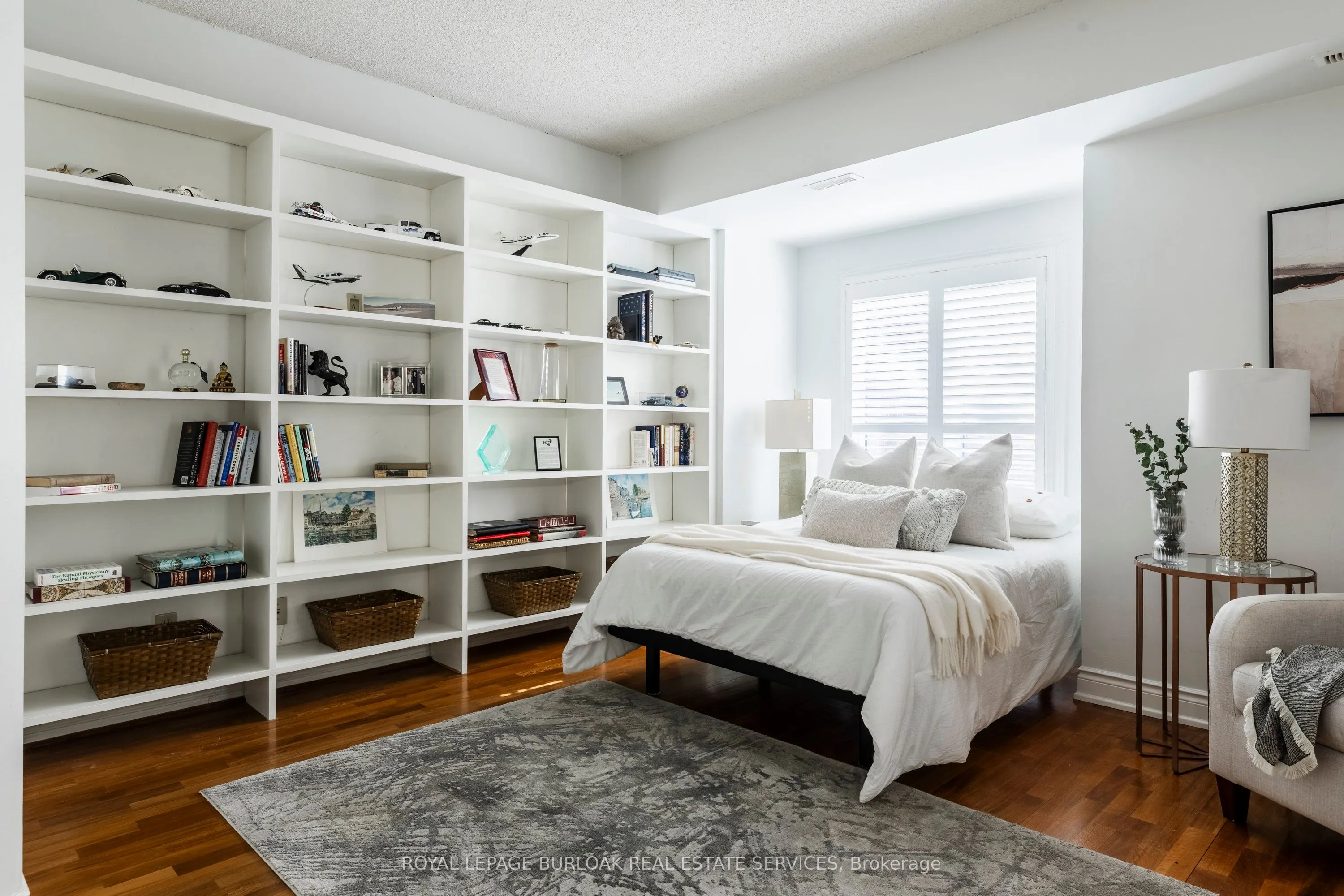 3220 New Street, #5
