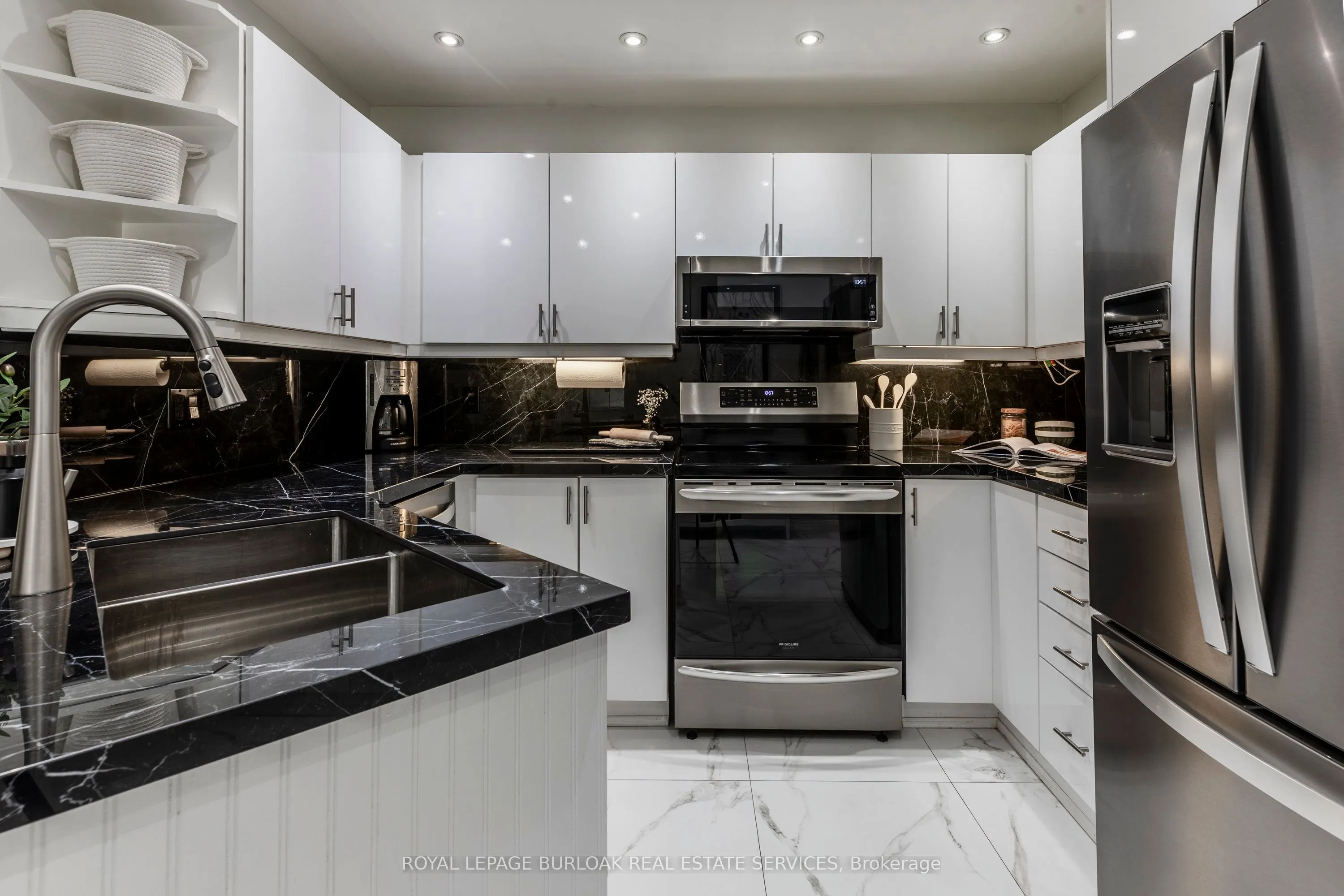 3220 New Street, #5