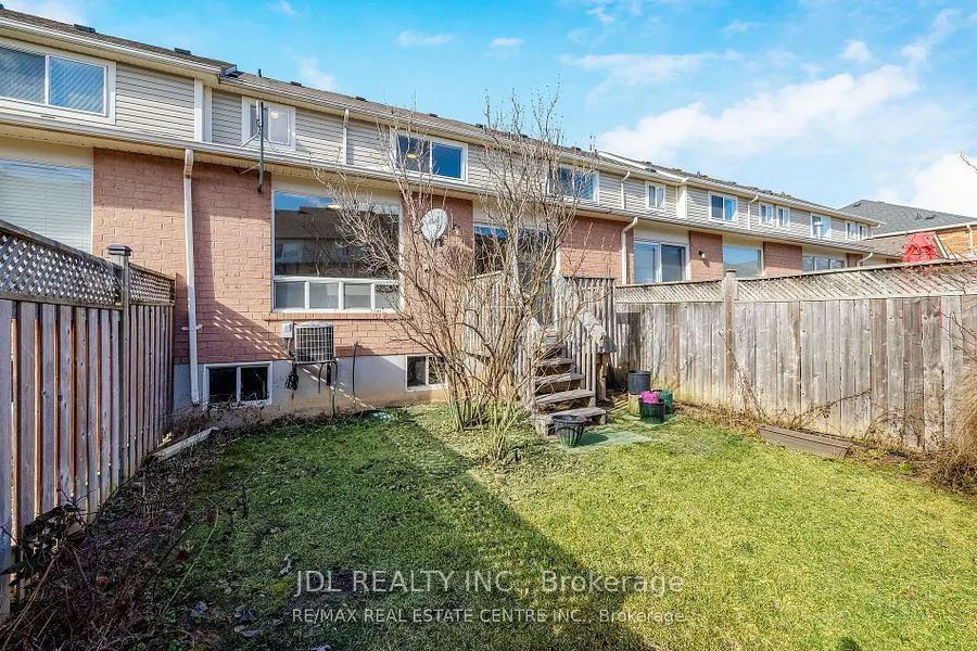 873 Gazley Circle