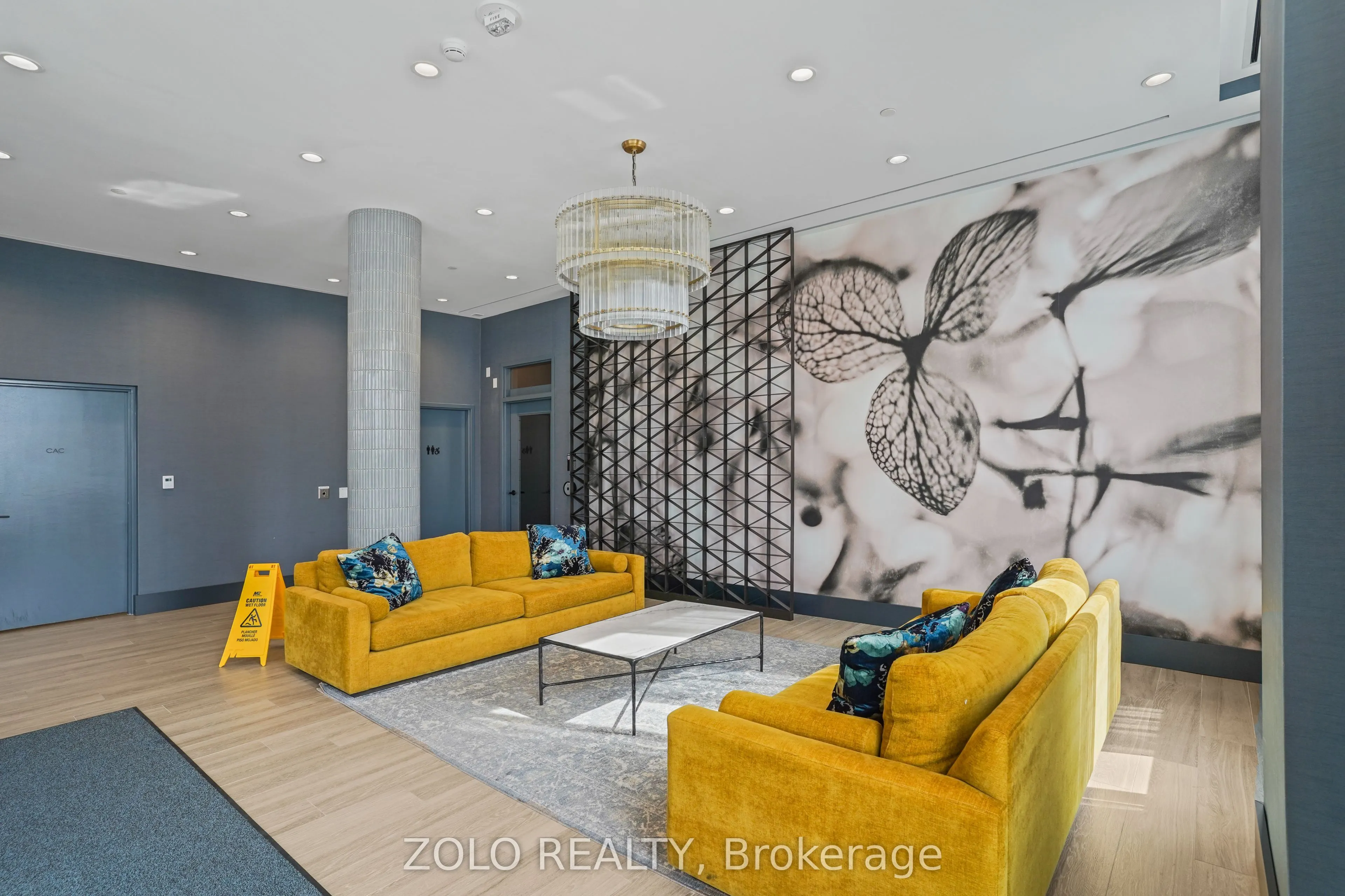10 Lagerfeld Drive, #512