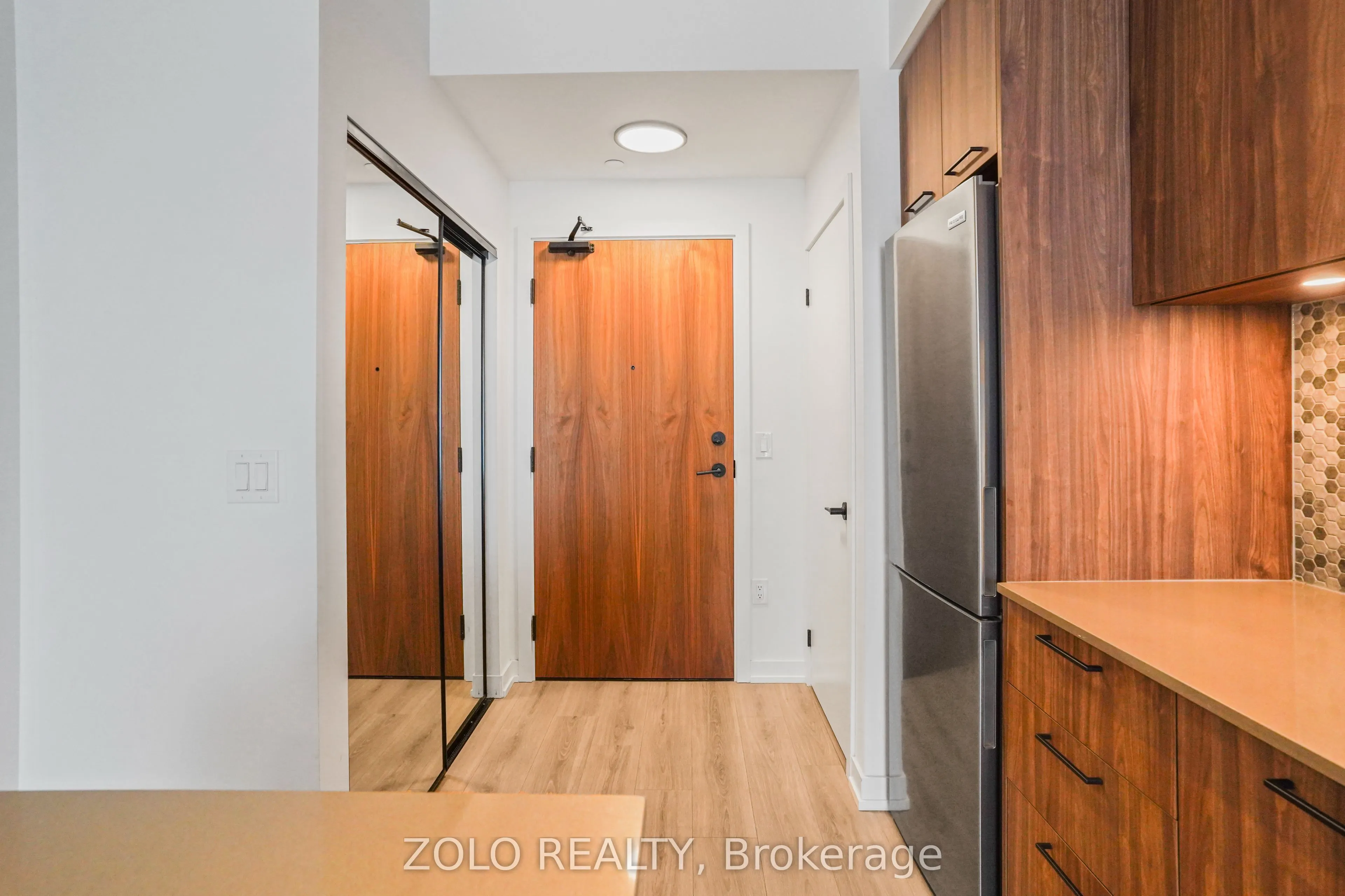 10 Lagerfeld Drive, #512