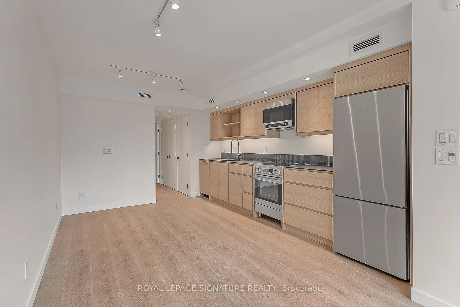 1254 Davenport Road, #1