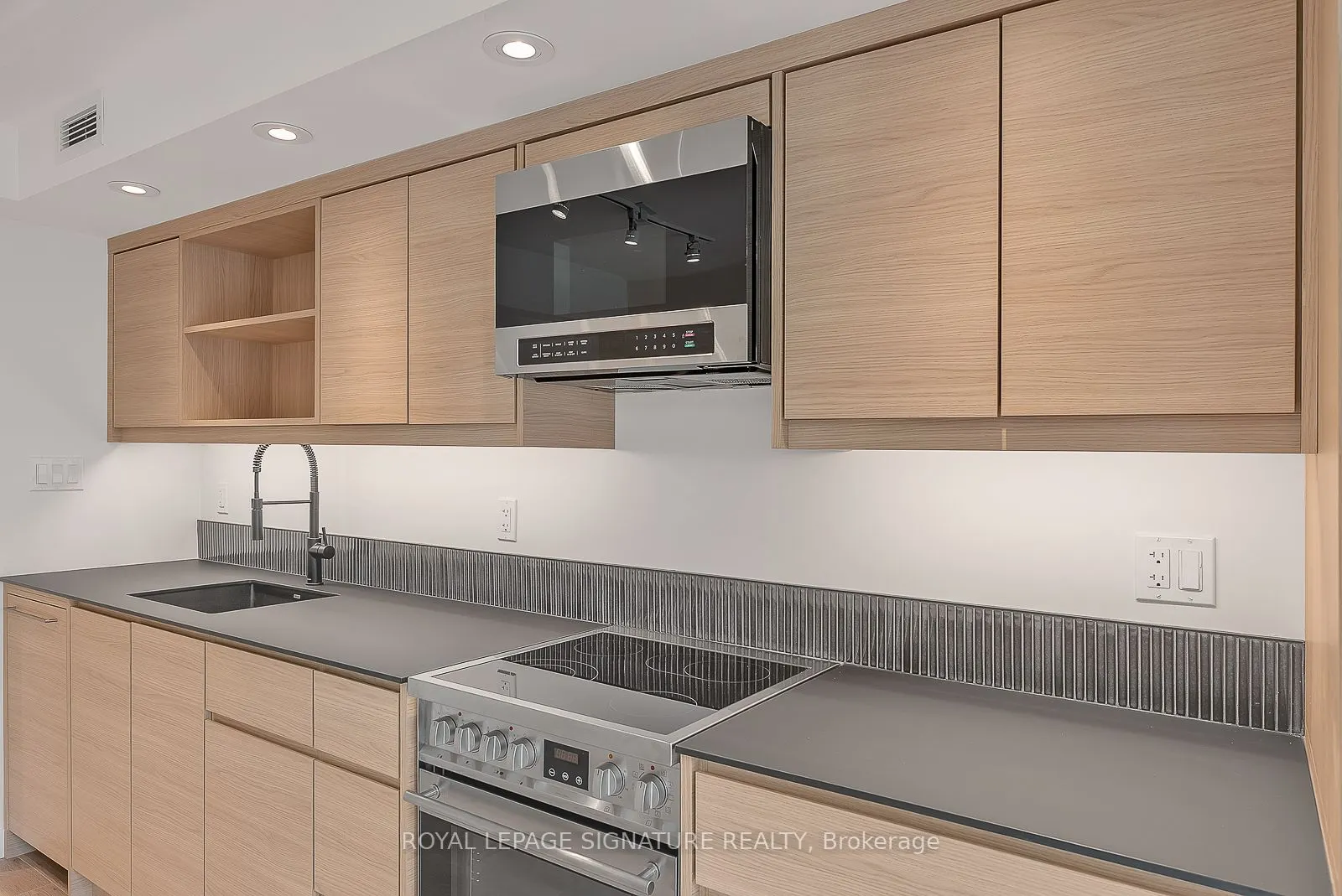 1254 Davenport Road, #1