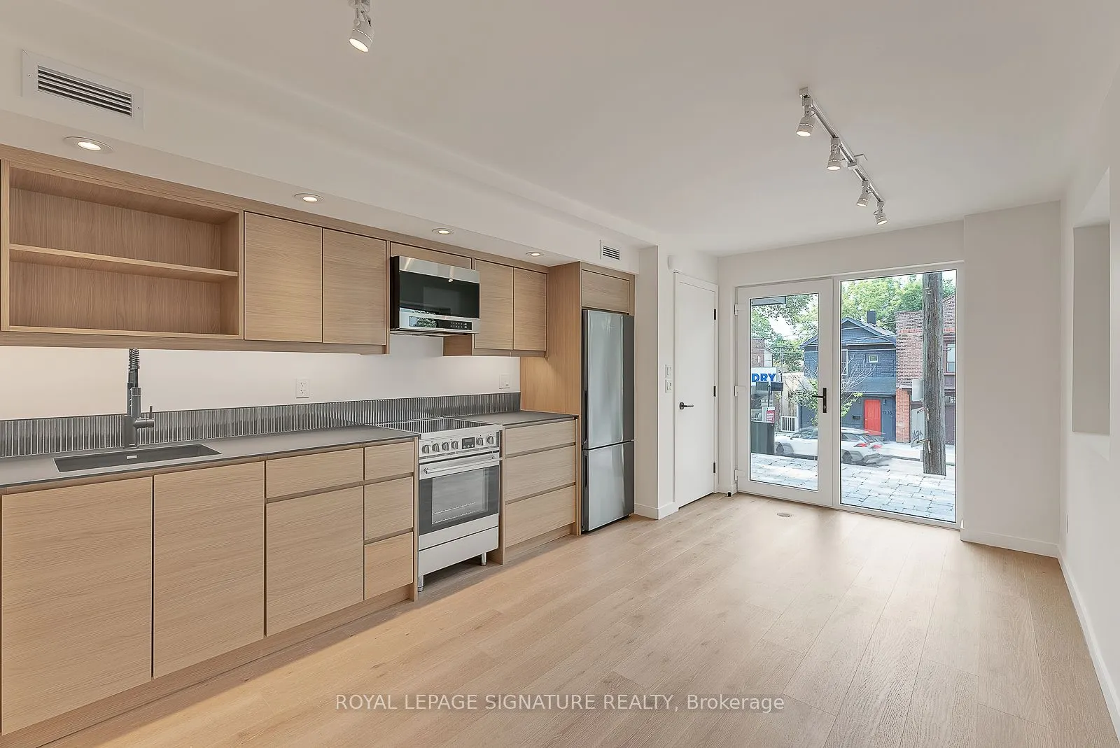 1254 Davenport Road, #1