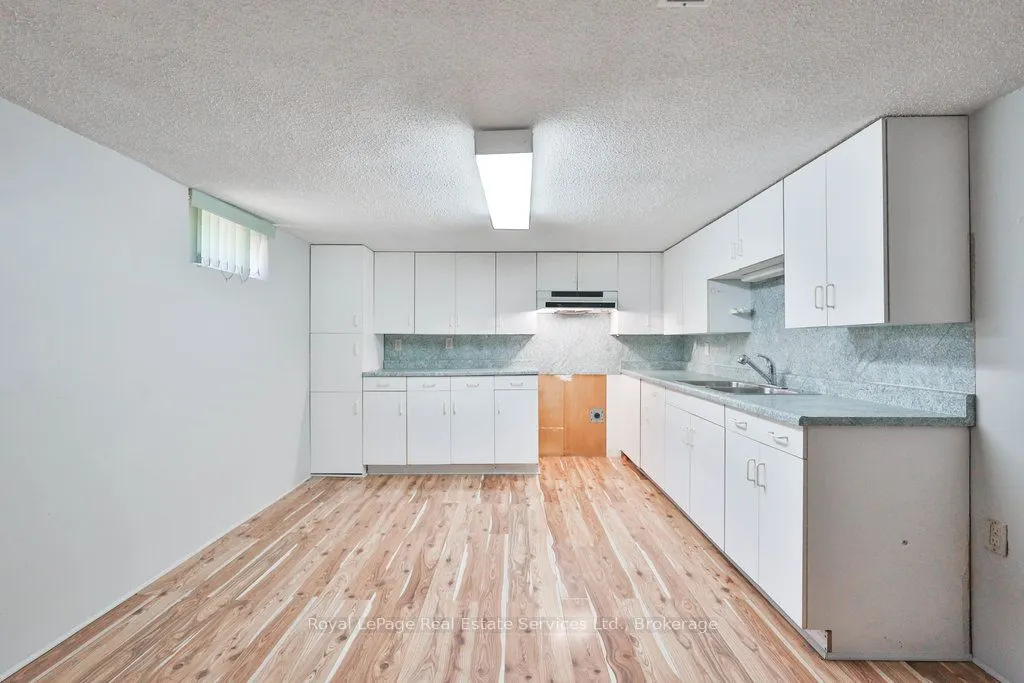 125 Inglewood Drive