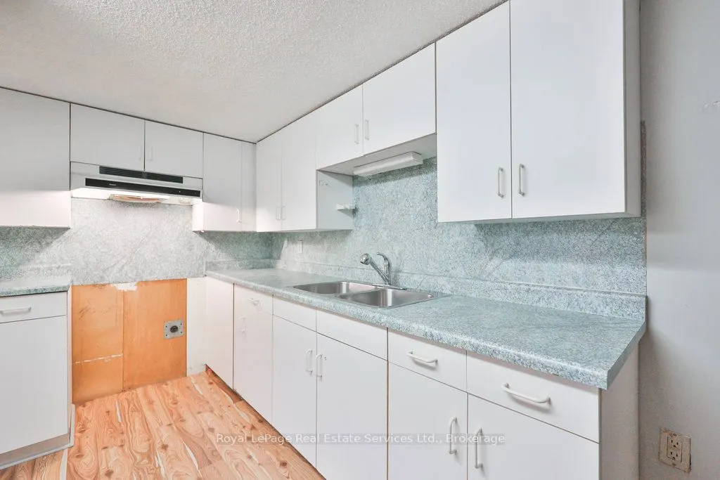 125 Inglewood Drive