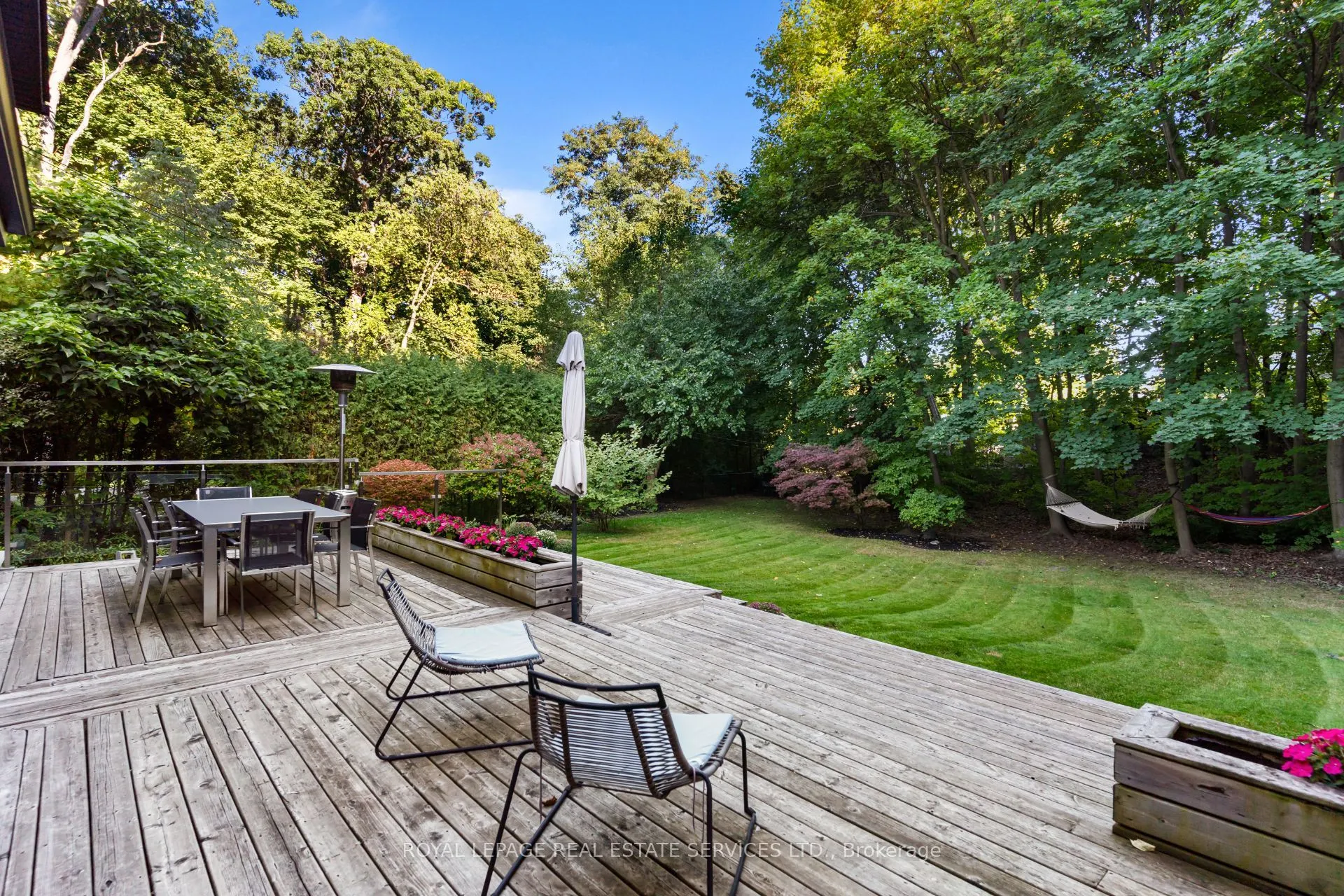 15 Pinehurst Crescent