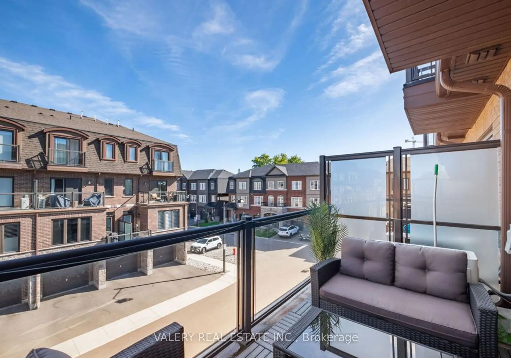 445 Ontario Street, #53