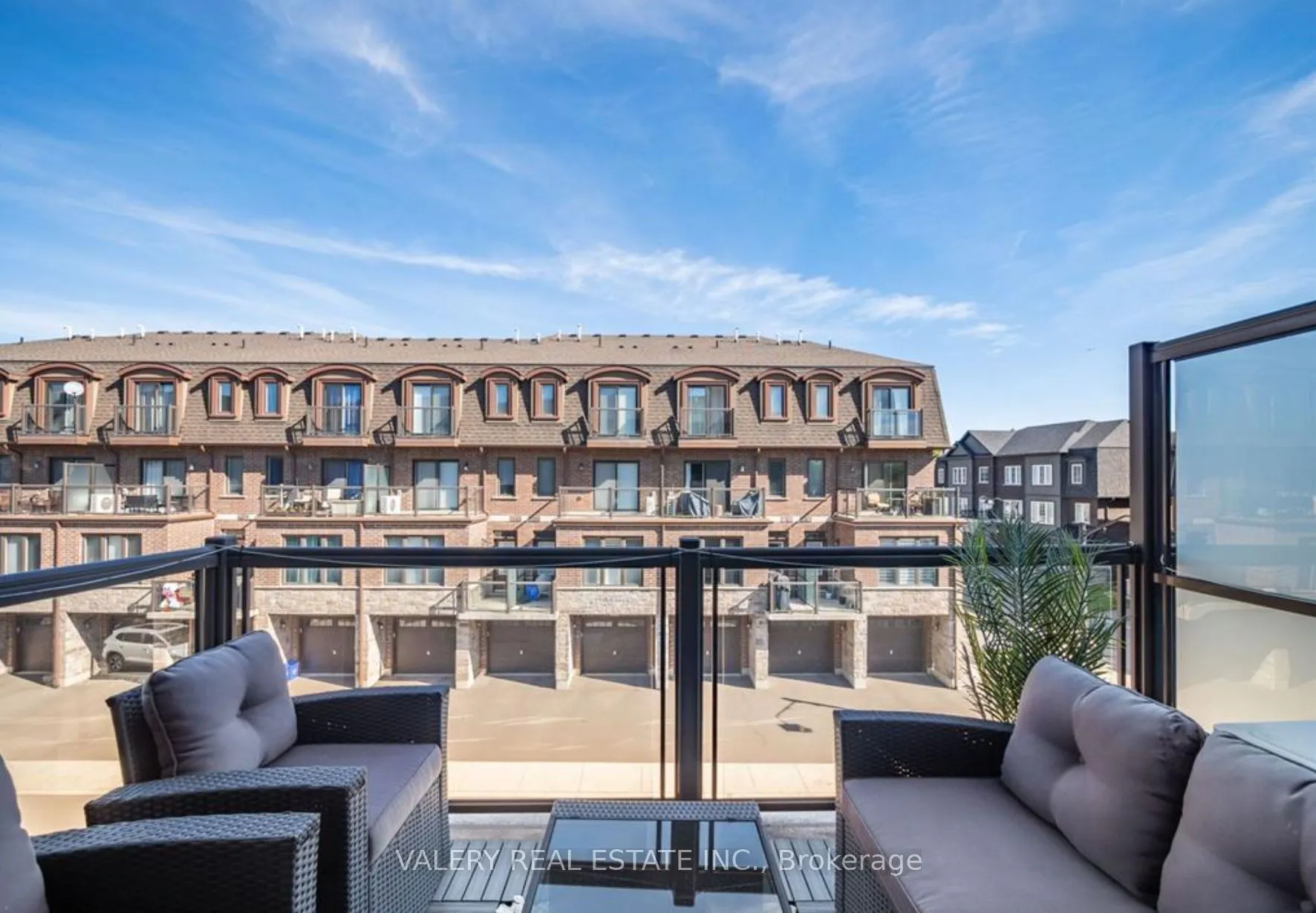 445 Ontario Street, #53