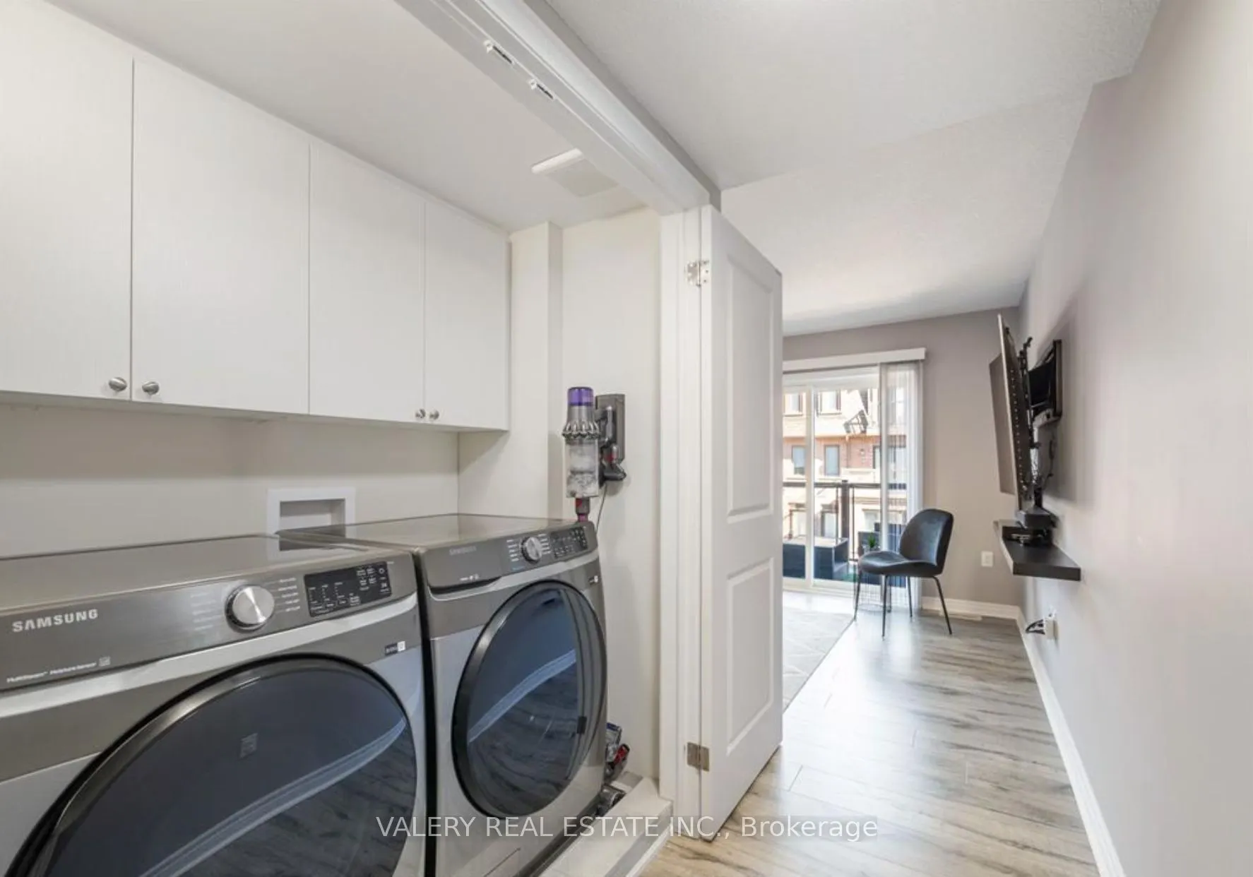 445 Ontario Street, #53