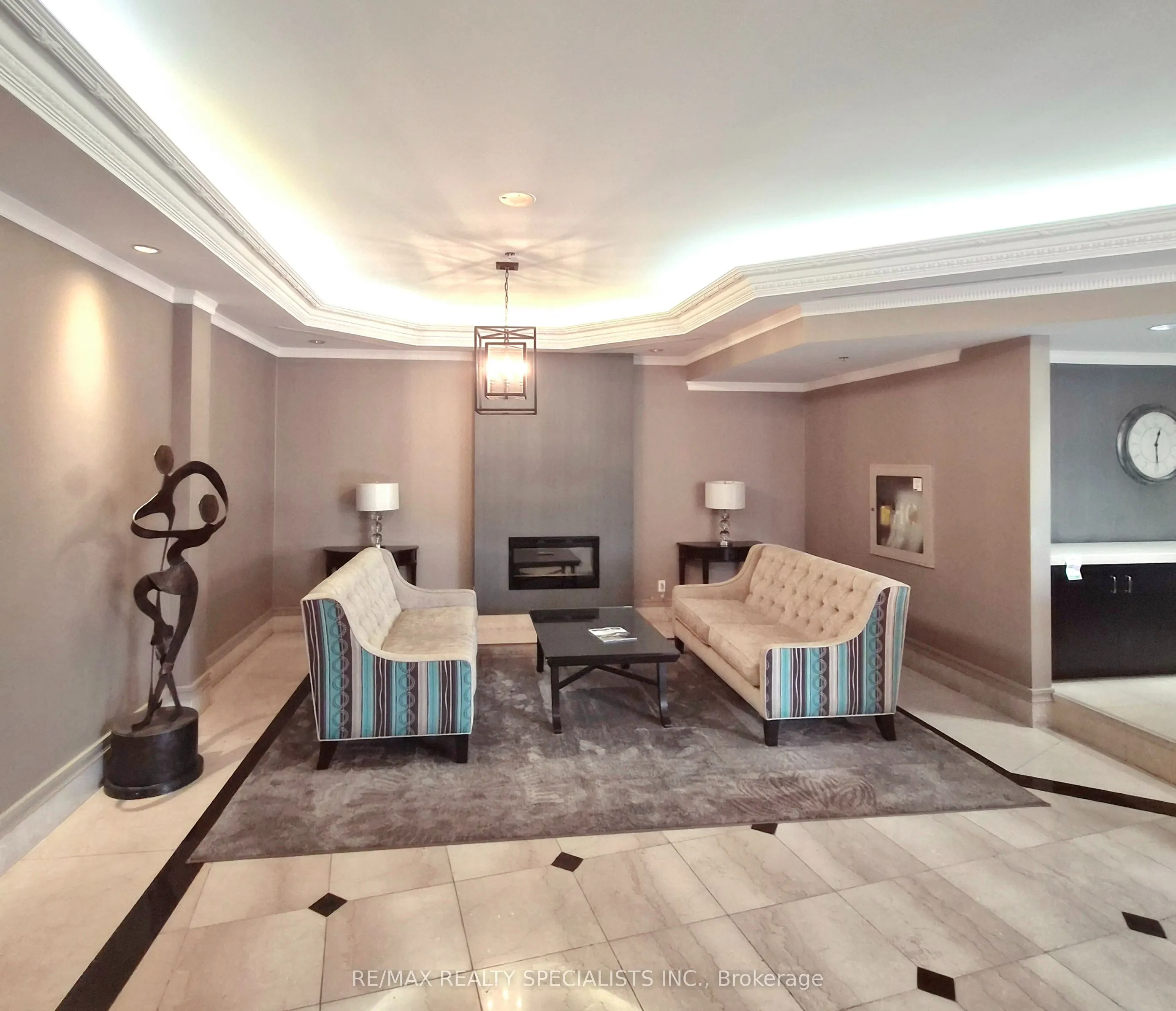1 Belvedere Court E, #1502