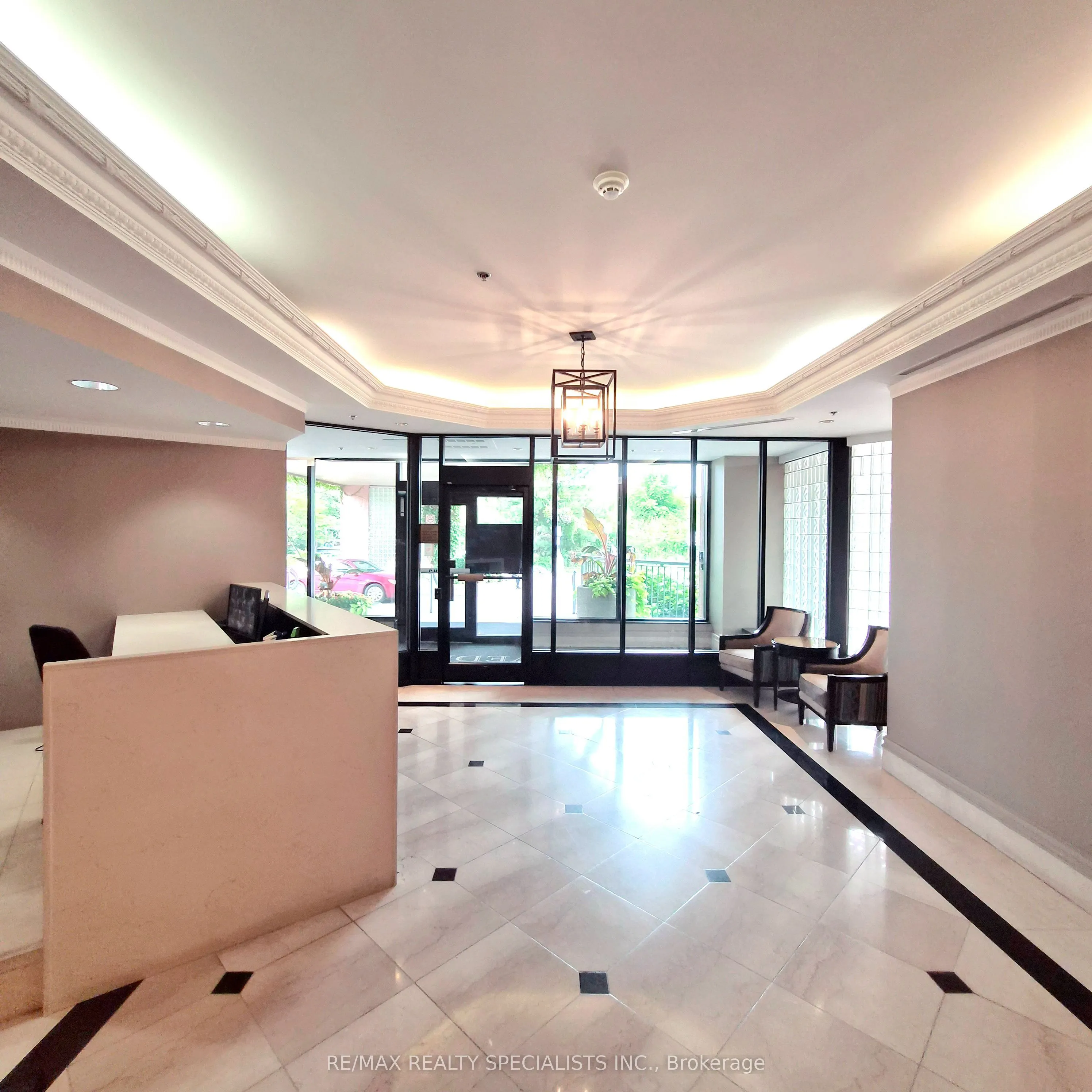 1 Belvedere Court E, #1502