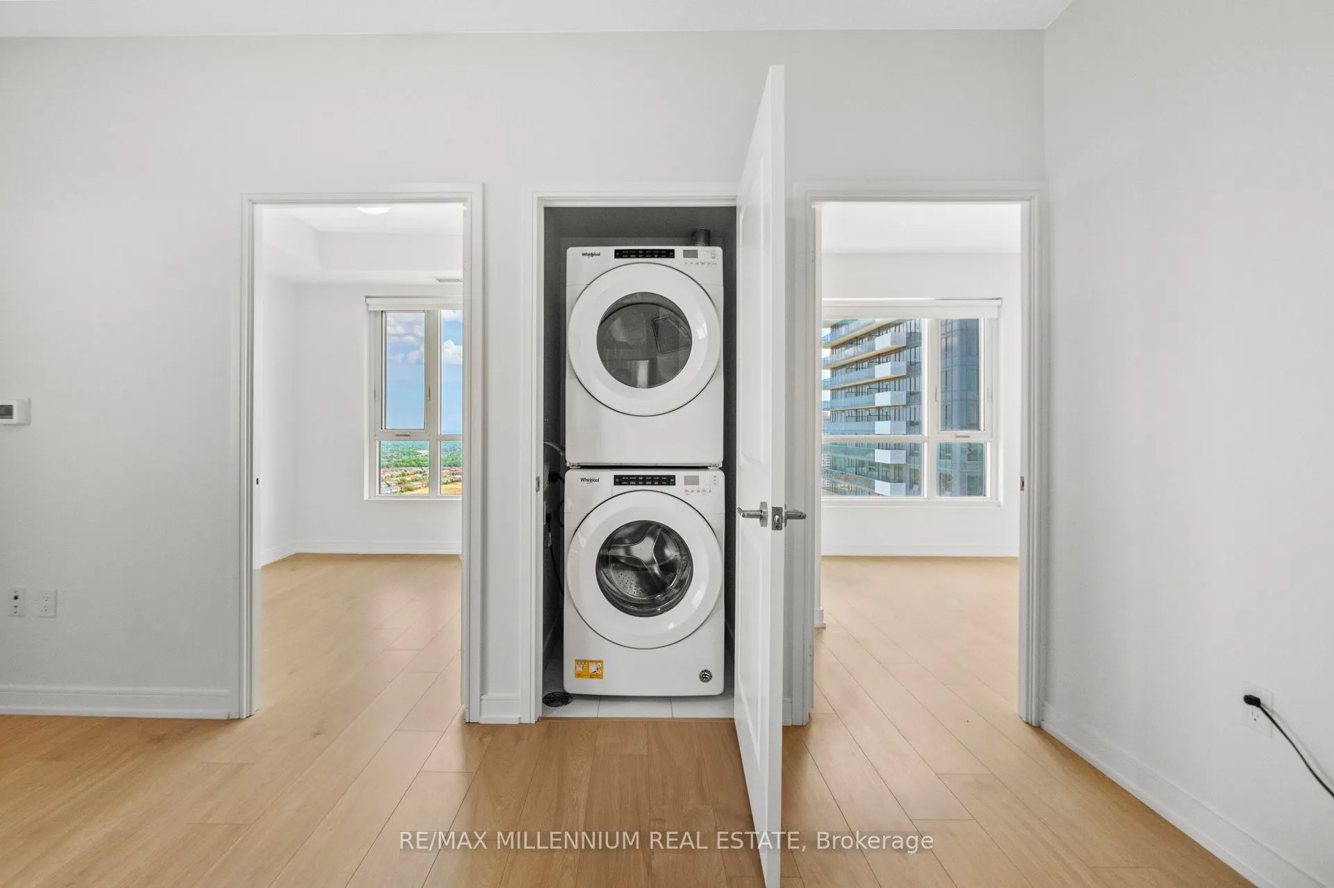 8 Nahani Way, #2921