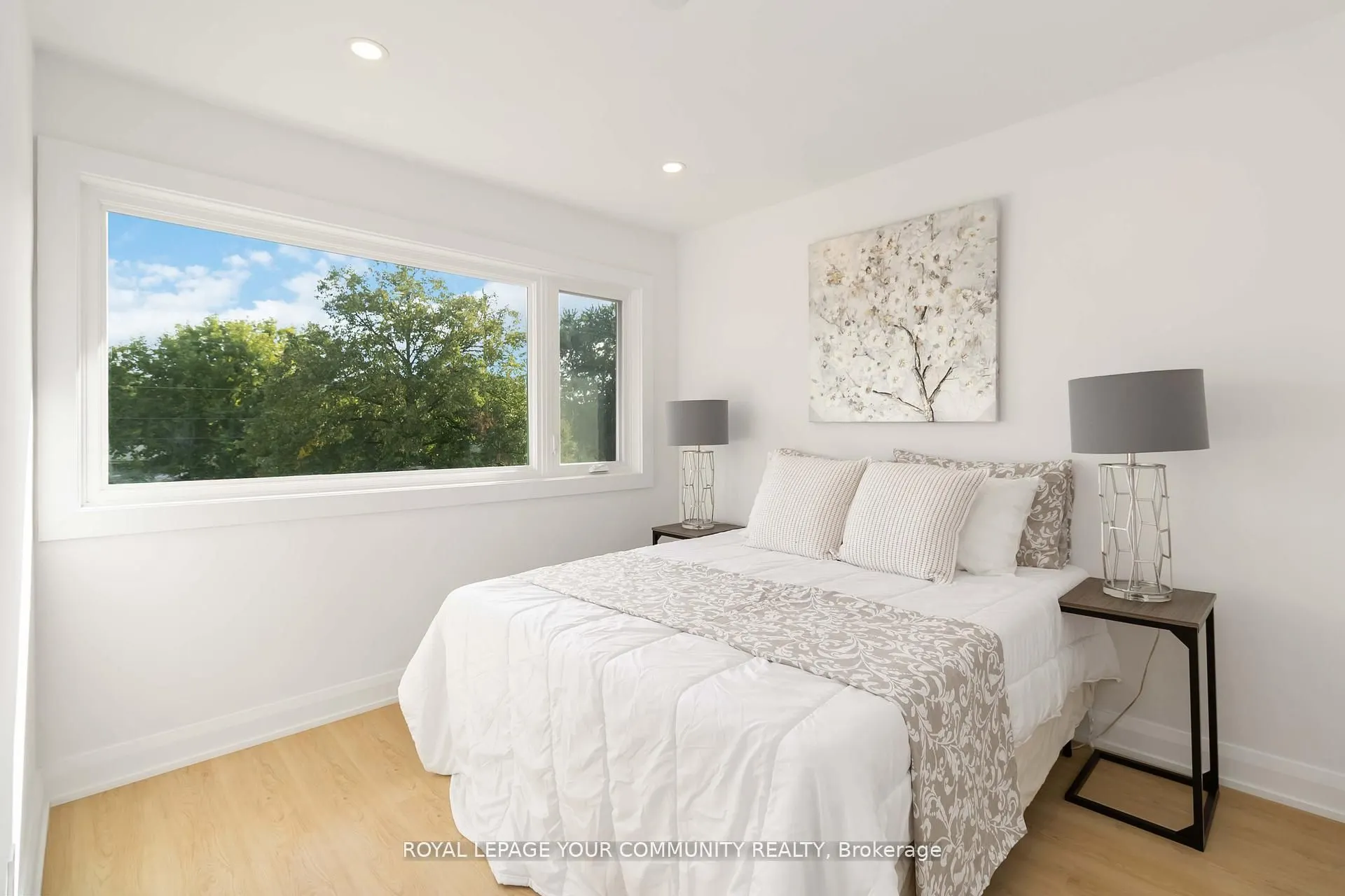 602 Appleby Line