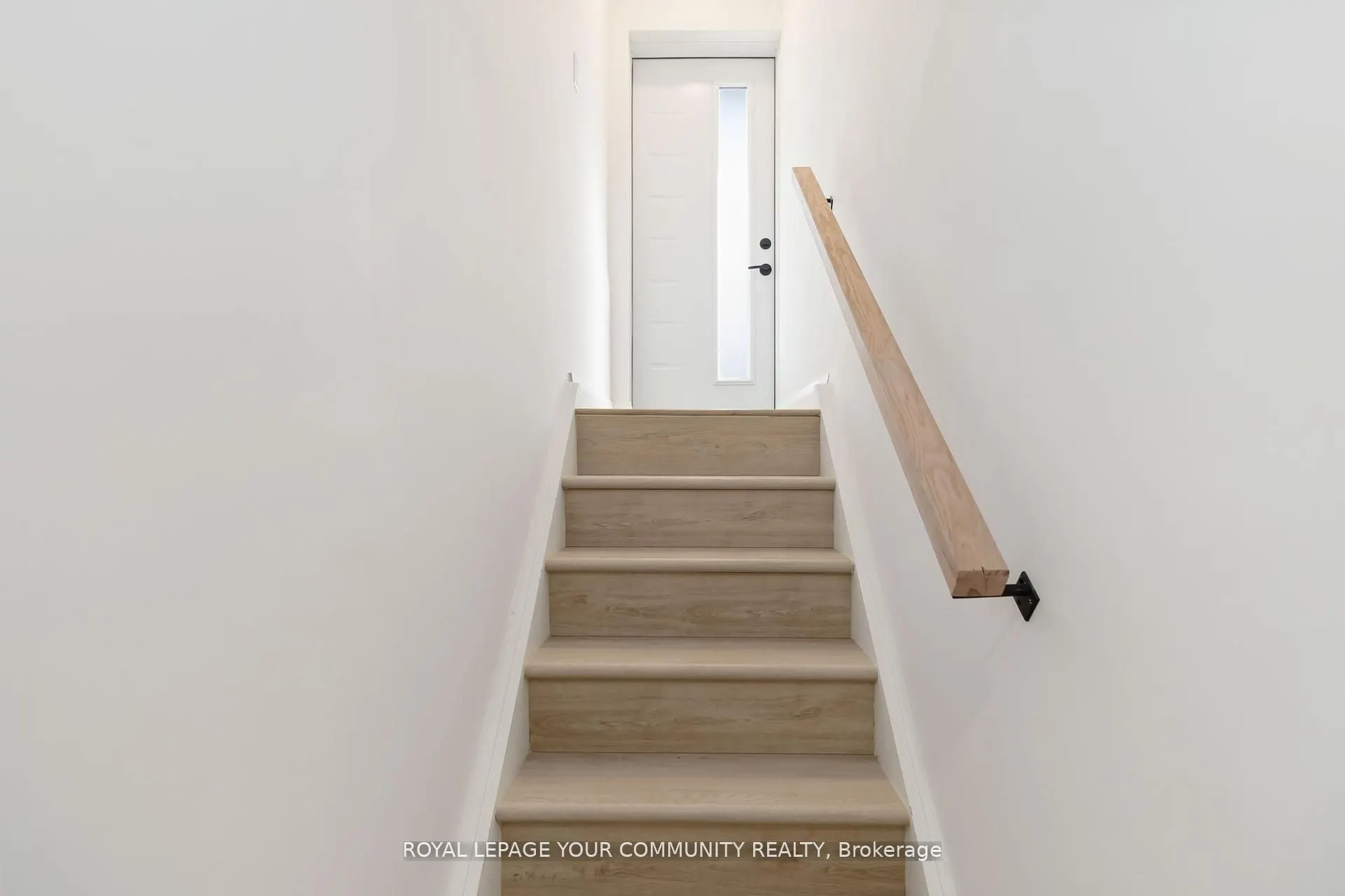 602 Appleby Line
