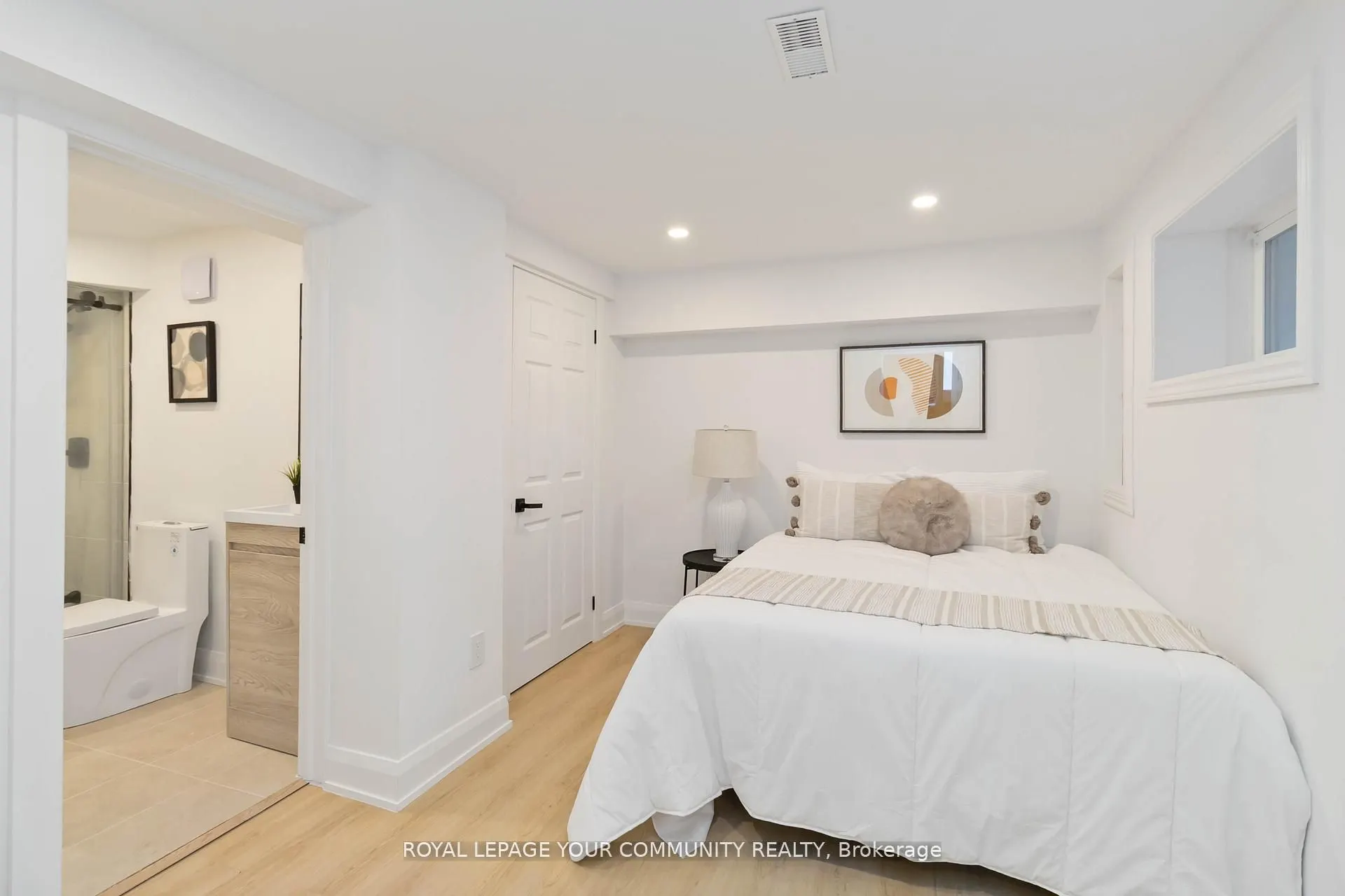 602 Appleby Line