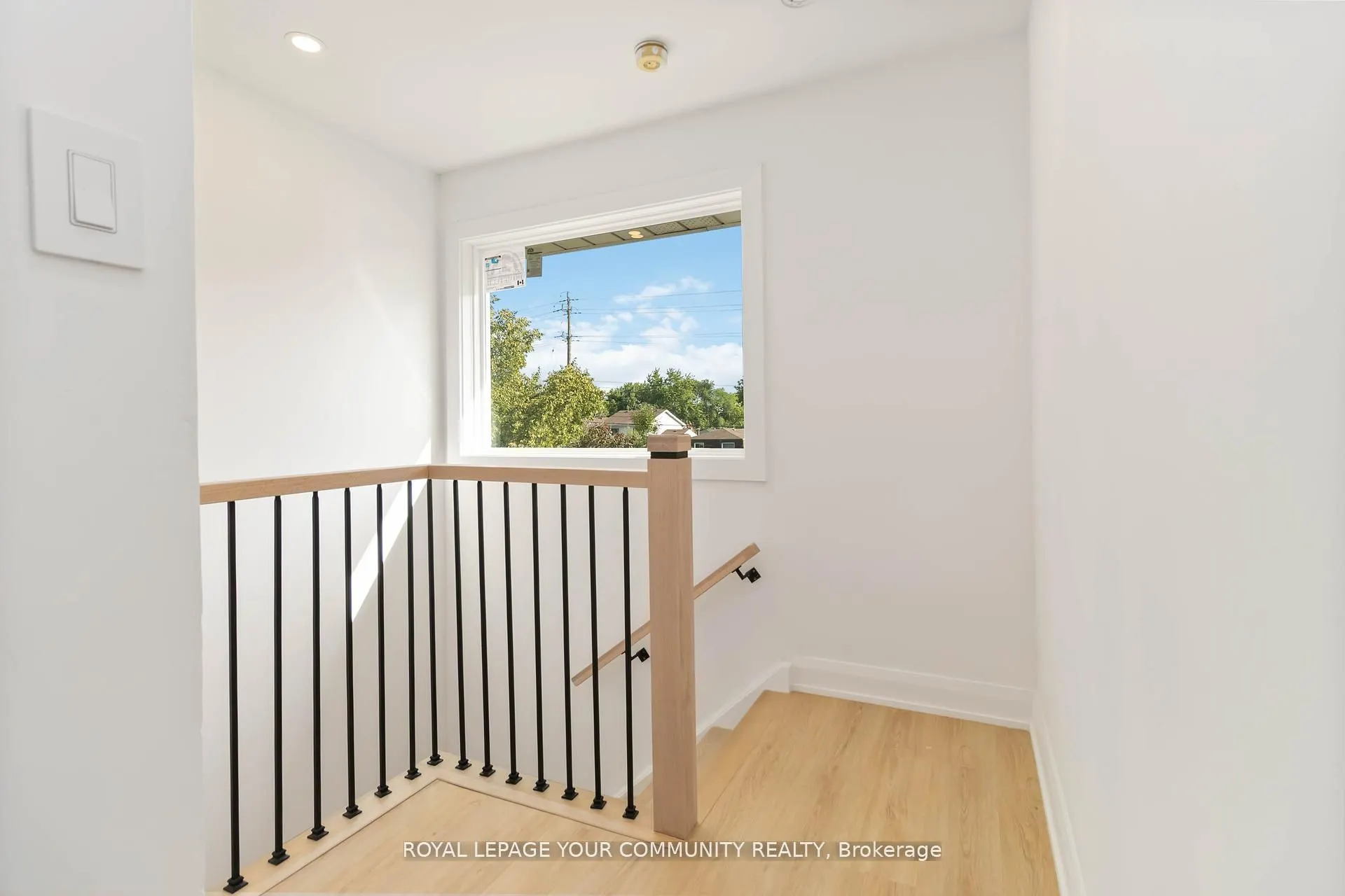 602 Appleby Line