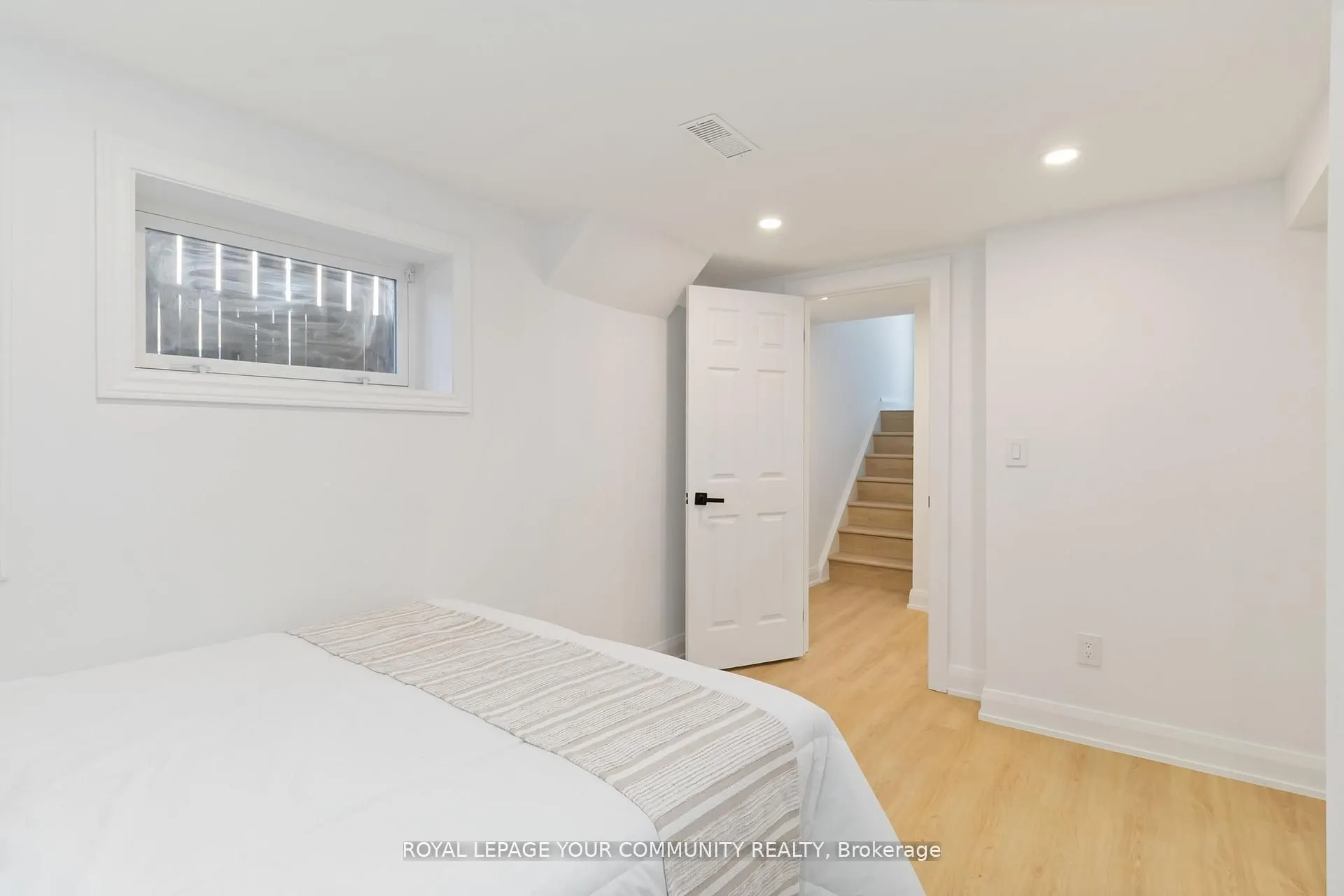 602 Appleby Line
