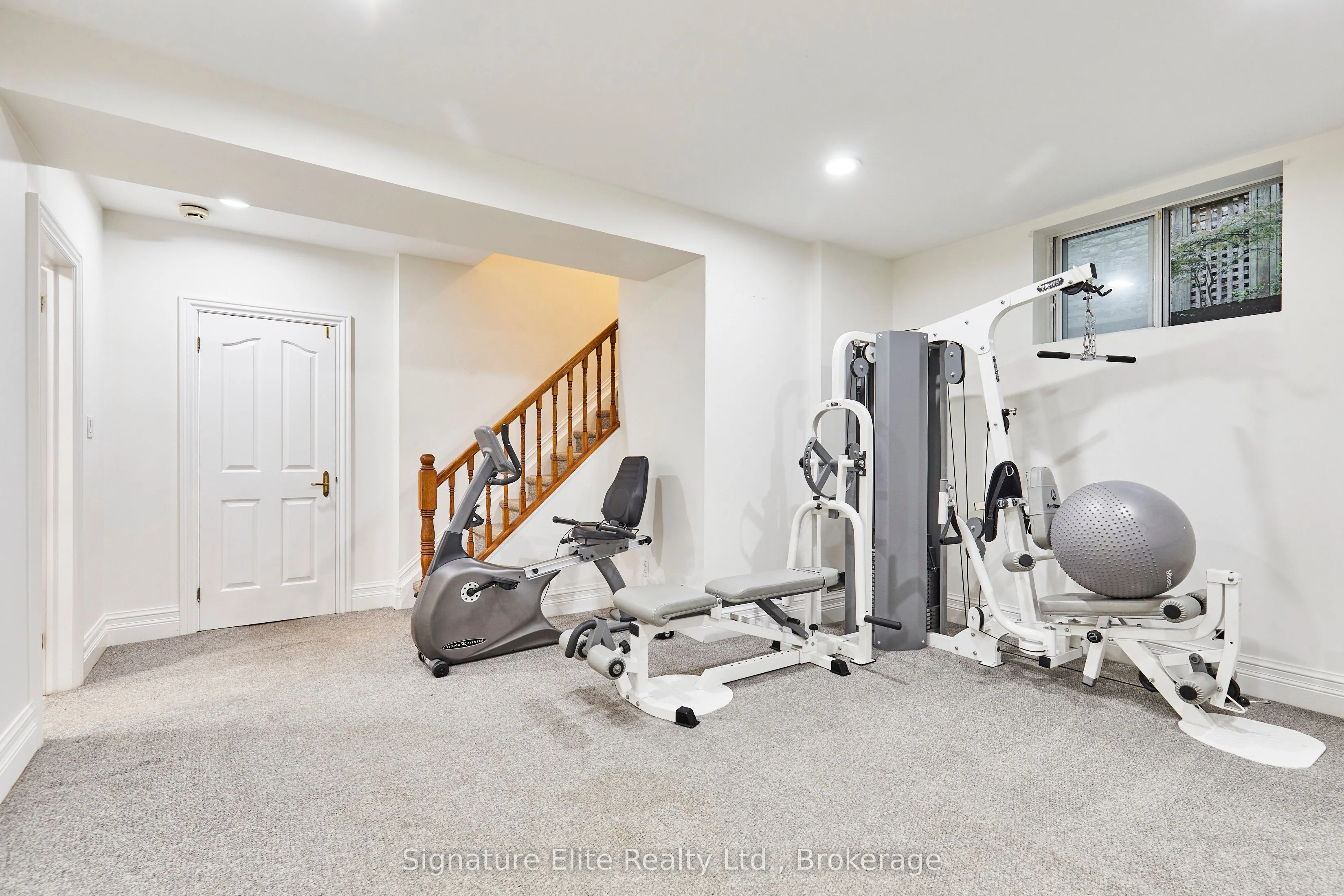 4 Baby Point Terrace