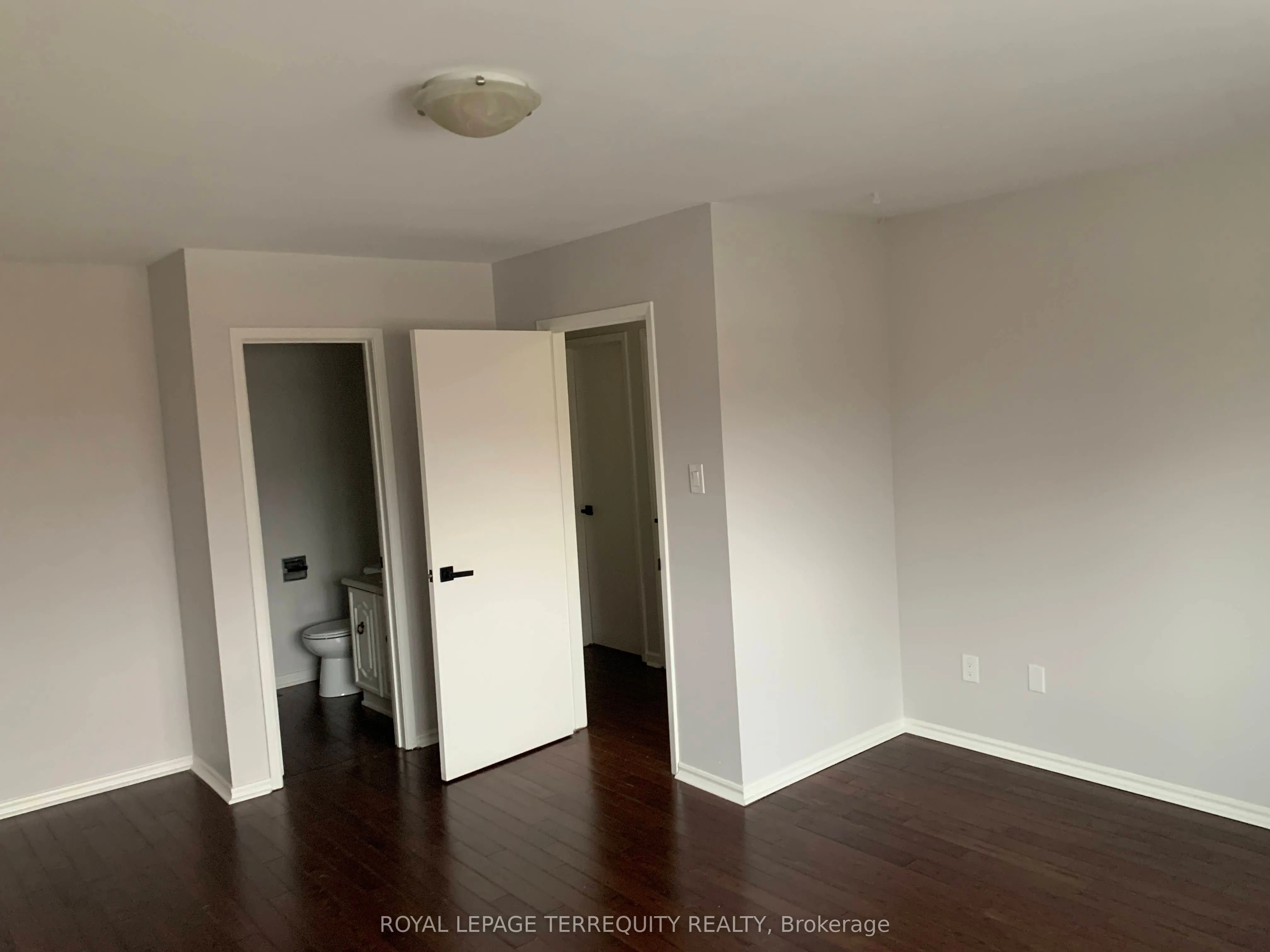 1180 MISSISSAUGA VALLEY Boulevard, #42