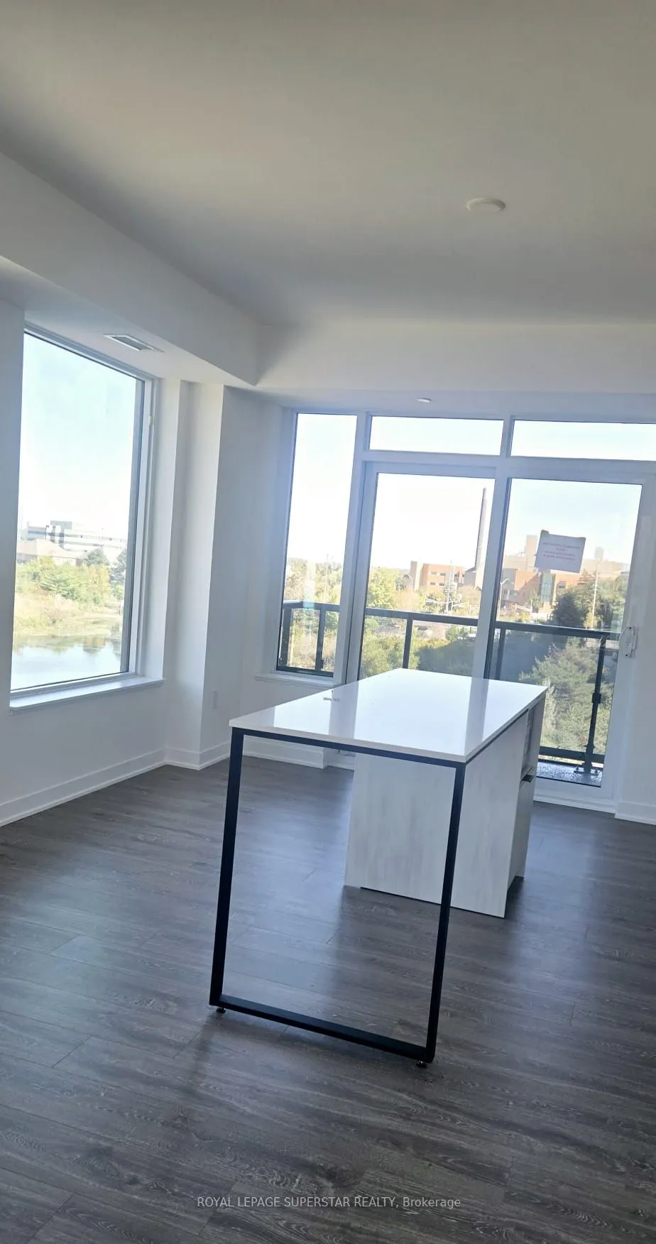 2495 Eglinton Avenue, #313