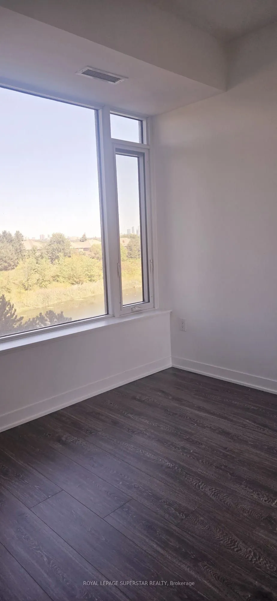 2495 Eglinton Avenue, #313