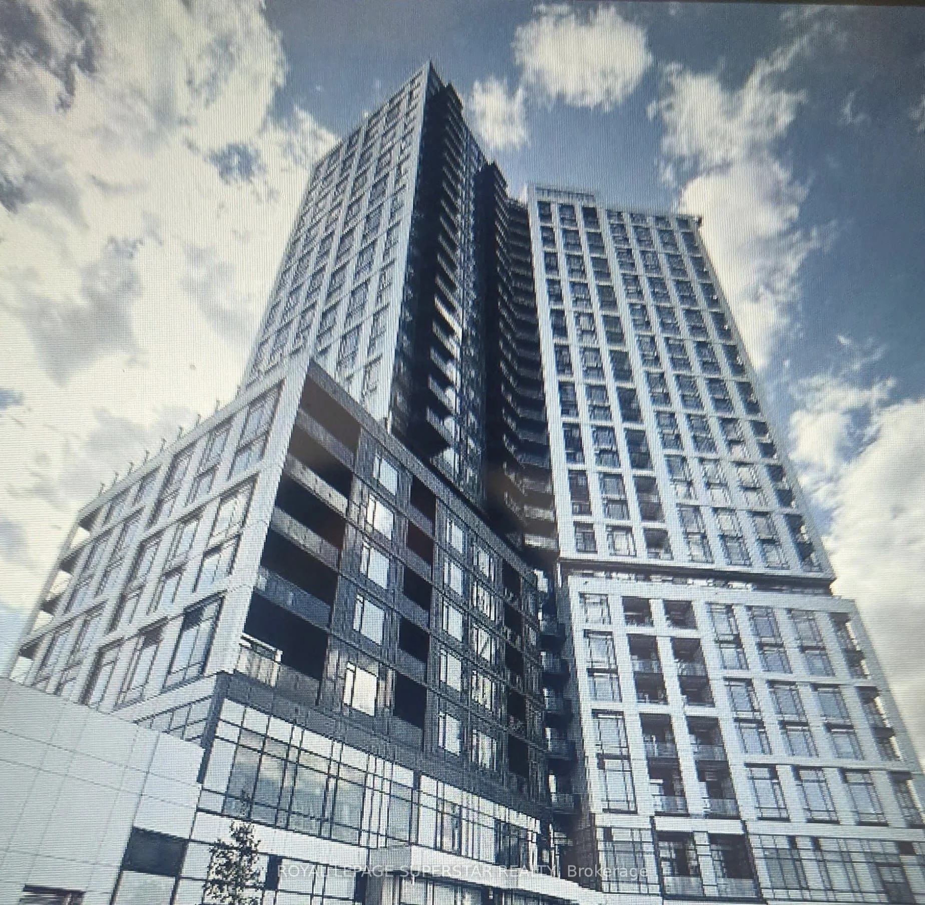 2495 Eglinton Avenue, #313