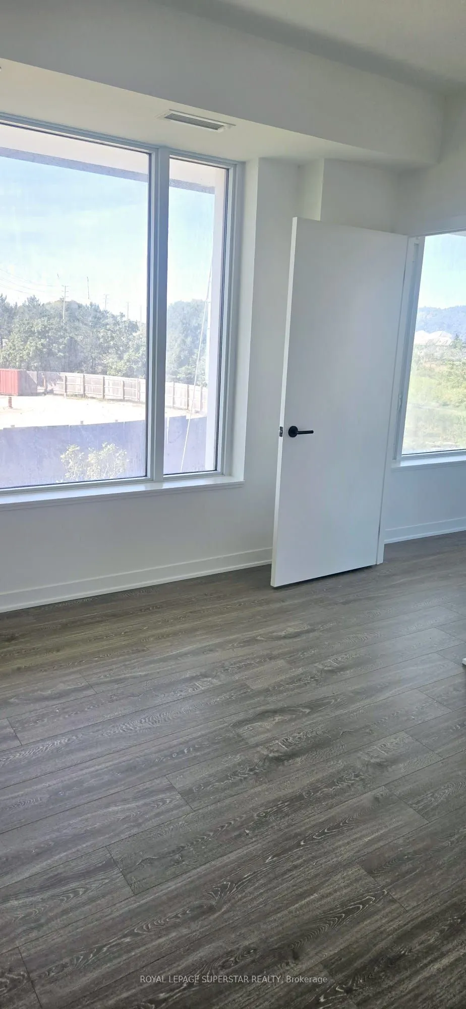 2495 Eglinton Avenue, #313
