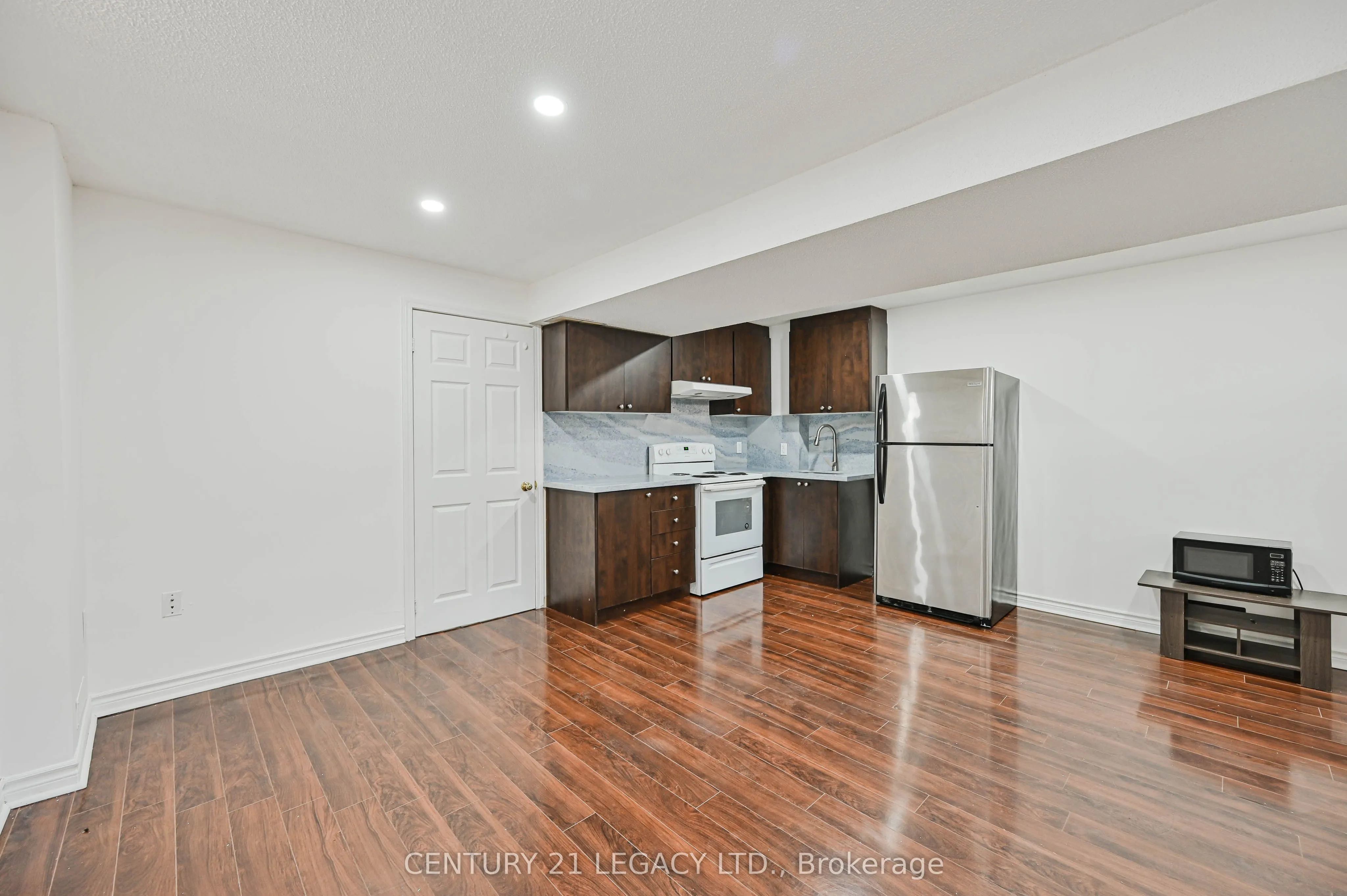 15 Dusty Star Road